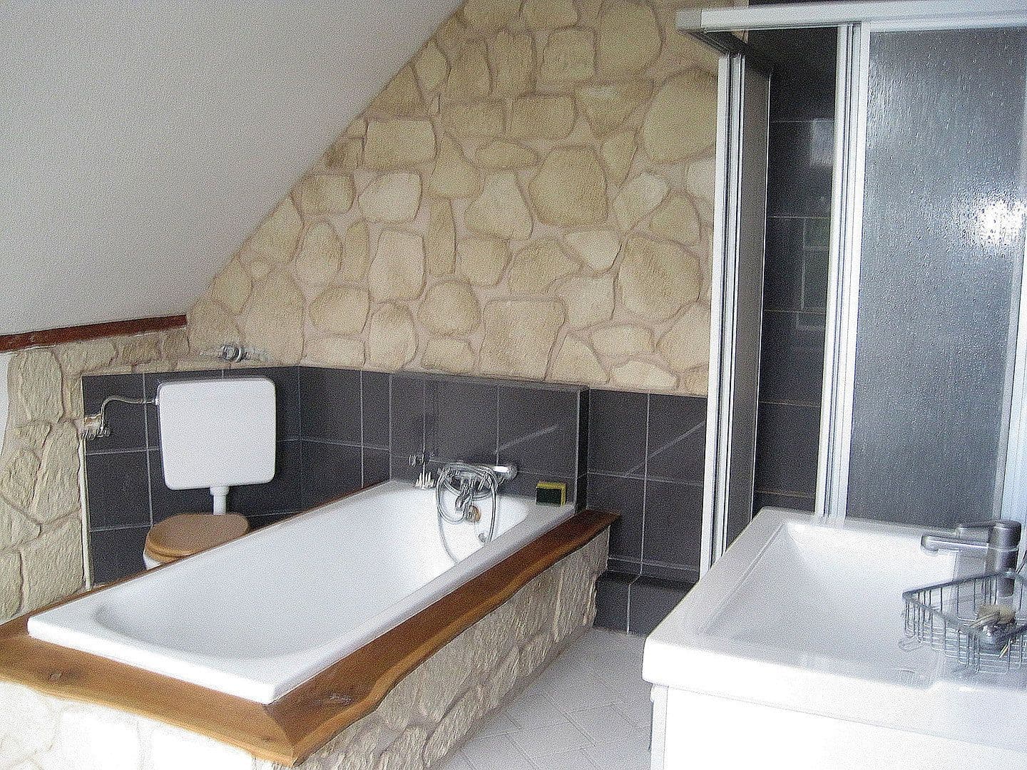 Pronájem bytu 2+1 90 m², Obernkirchen, Dolní Sasko Pronájem bytu 2+1 90 m², Obernkirchen, Dolní Sasko