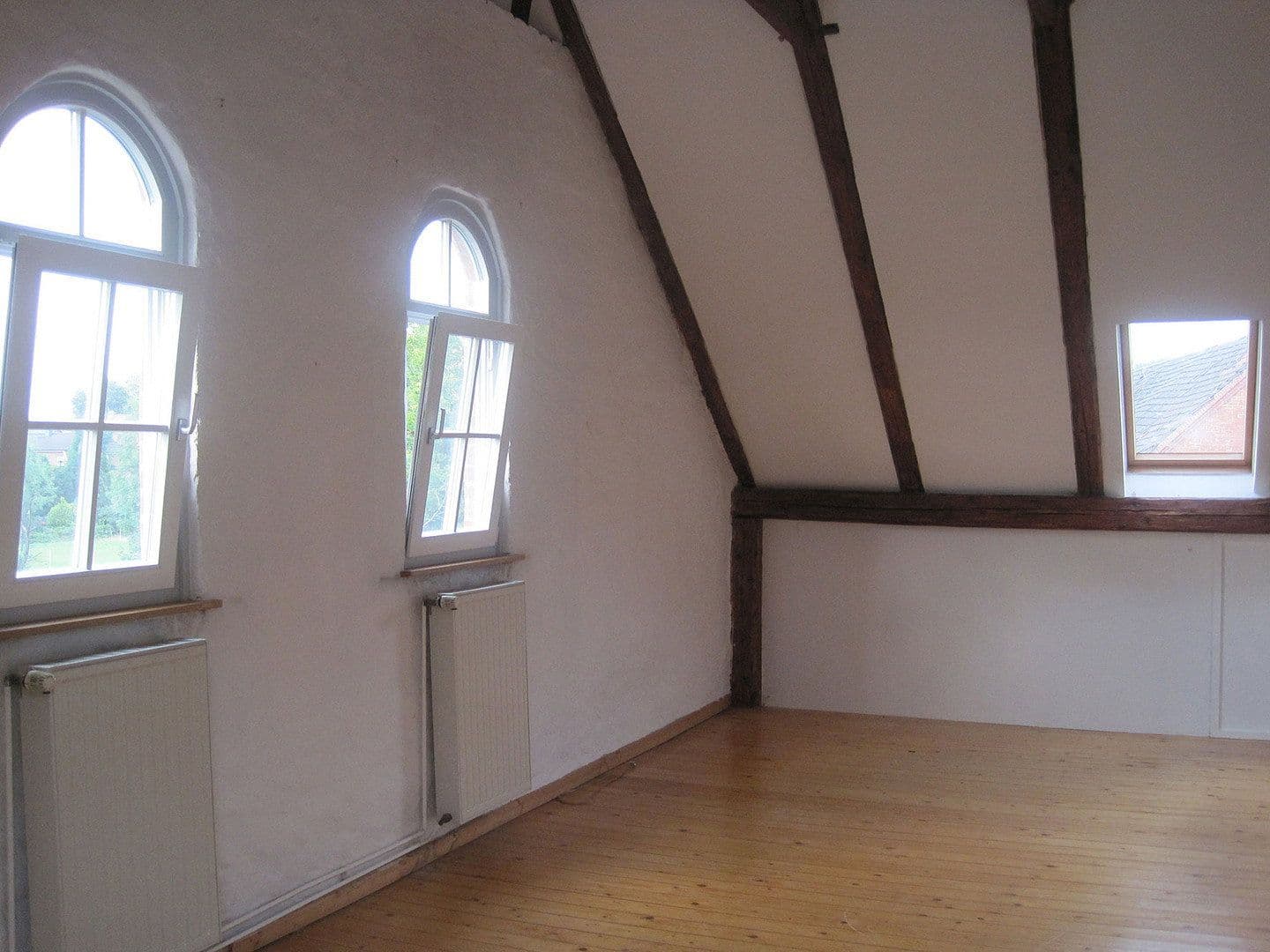 Pronájem bytu 2+1 90 m², Obernkirchen, Dolní Sasko Pronájem bytu 2+1 90 m², Obernkirchen, Dolní Sasko