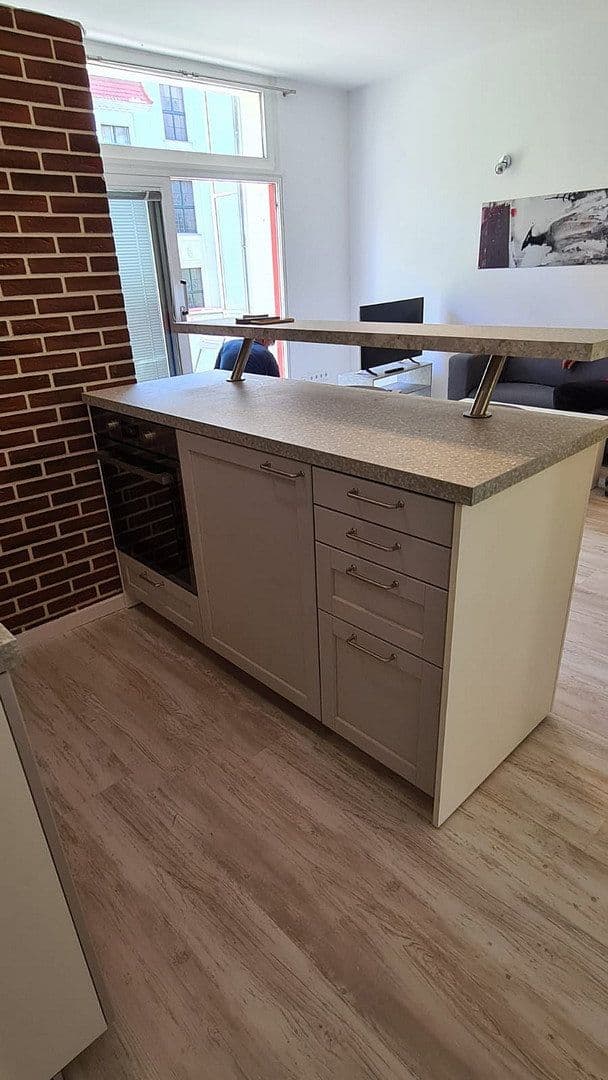 Pronájem bytu 1+1 35 m², Fredericiastrass 3, Berlin, Berlín Pronájem bytu 1+1 35 m², Fredericiastrass 3, Berlin, Berlín