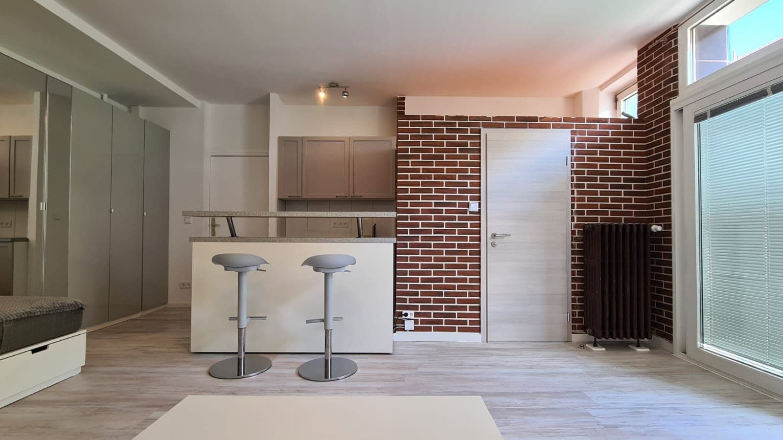 Pronájem bytu 1+1 35 m², Fredericiastrass 3, Berlin, Berlín Pronájem bytu 1+1 35 m², Fredericiastrass 3, Berlin, Berlín