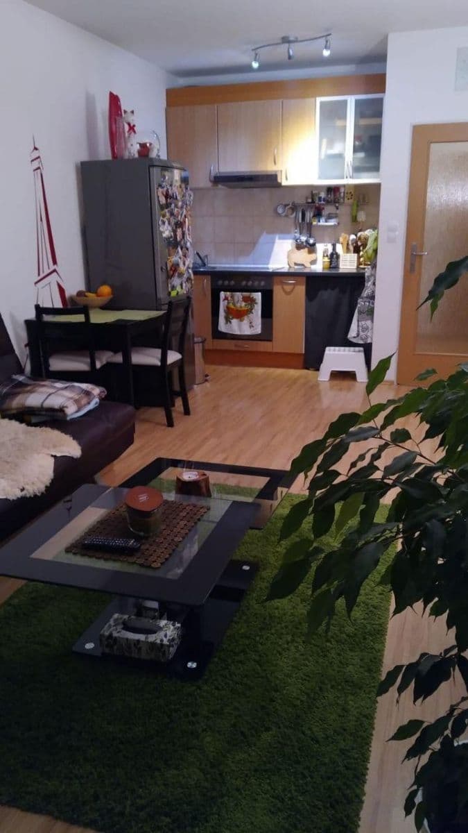 Pronájem bytu 2+kk 46 m², Pod Harfou, Praha, Praha Pronájem bytu 2+kk 46 m², Pod Harfou, Praha, Praha