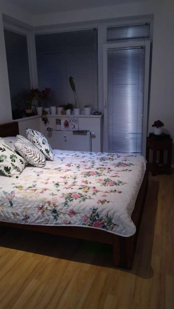 Pronájem bytu 2+kk 46 m², Pod Harfou, Praha, Praha Pronájem bytu 2+kk 46 m², Pod Harfou, Praha, Praha