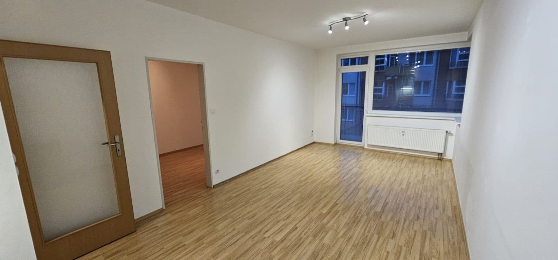 Pronájem bytu 2+kk 46 m², Pod Harfou, Praha, Praha Pronájem bytu 2+kk 46 m², Pod Harfou, Praha, Praha