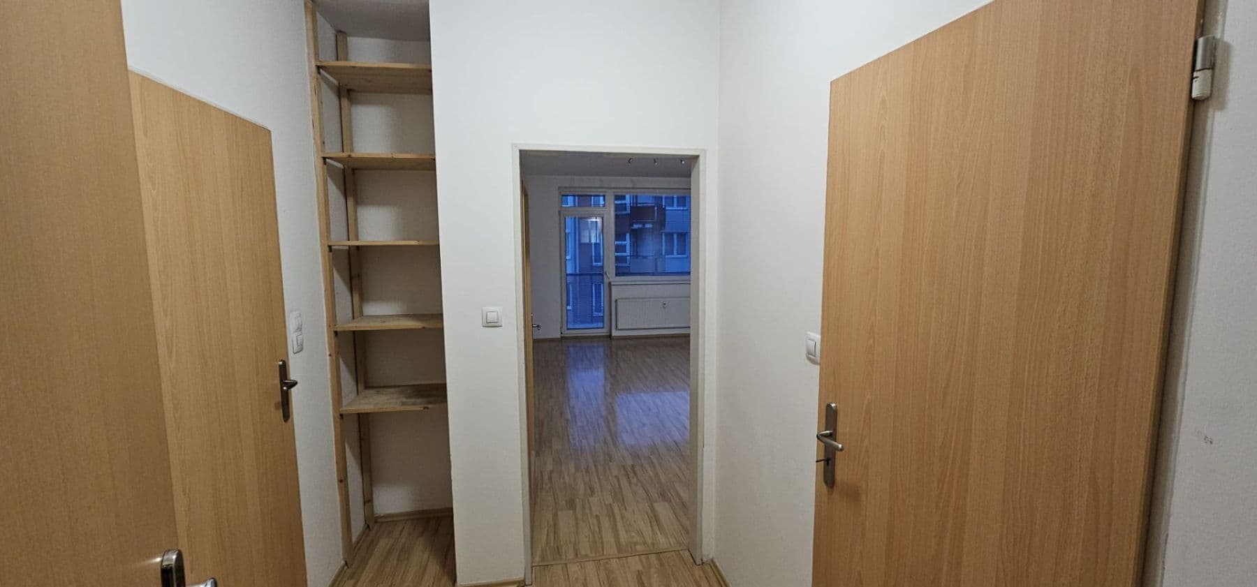 Pronájem bytu 2+kk 46 m², Pod Harfou, Praha, Praha Pronájem bytu 2+kk 46 m², Pod Harfou, Praha, Praha