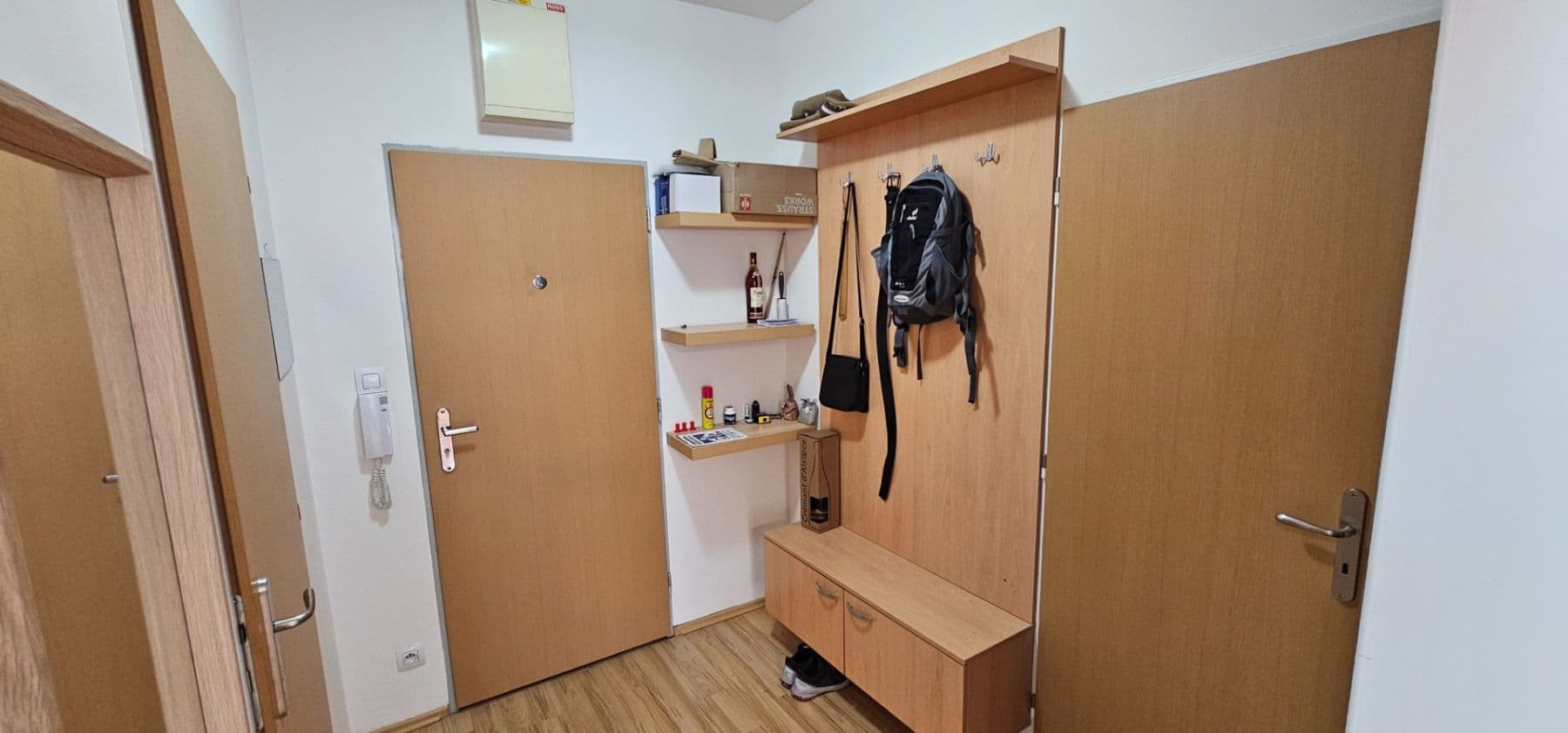 Pronájem bytu 2+kk 46 m², Pod Harfou, Praha, Praha Pronájem bytu 2+kk 46 m², Pod Harfou, Praha, Praha