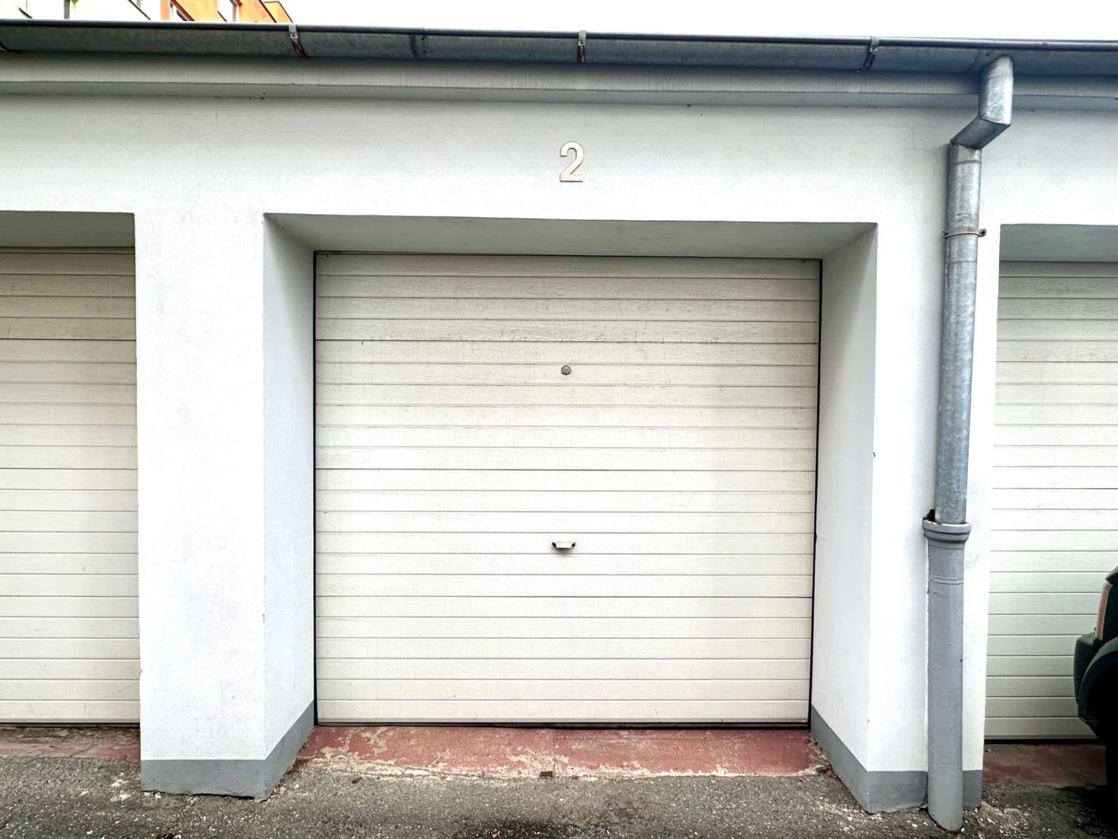 Pronájem garáže 15 m², Hodonínská, Praha, Praha Pronájem garáže 15 m², Hodonínská, Praha, Praha