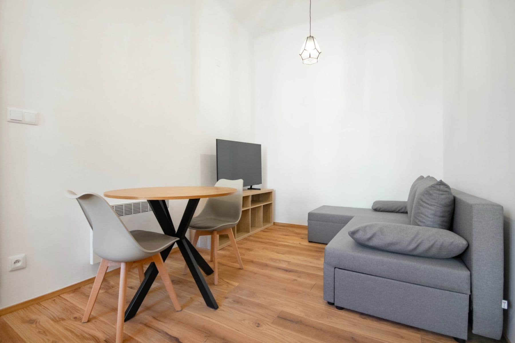 Pronájem bytu 1+kk 29 m², Bělehradská, Praha, Praha Pronájem bytu 1+kk 29 m², Bělehradská, Praha, Praha