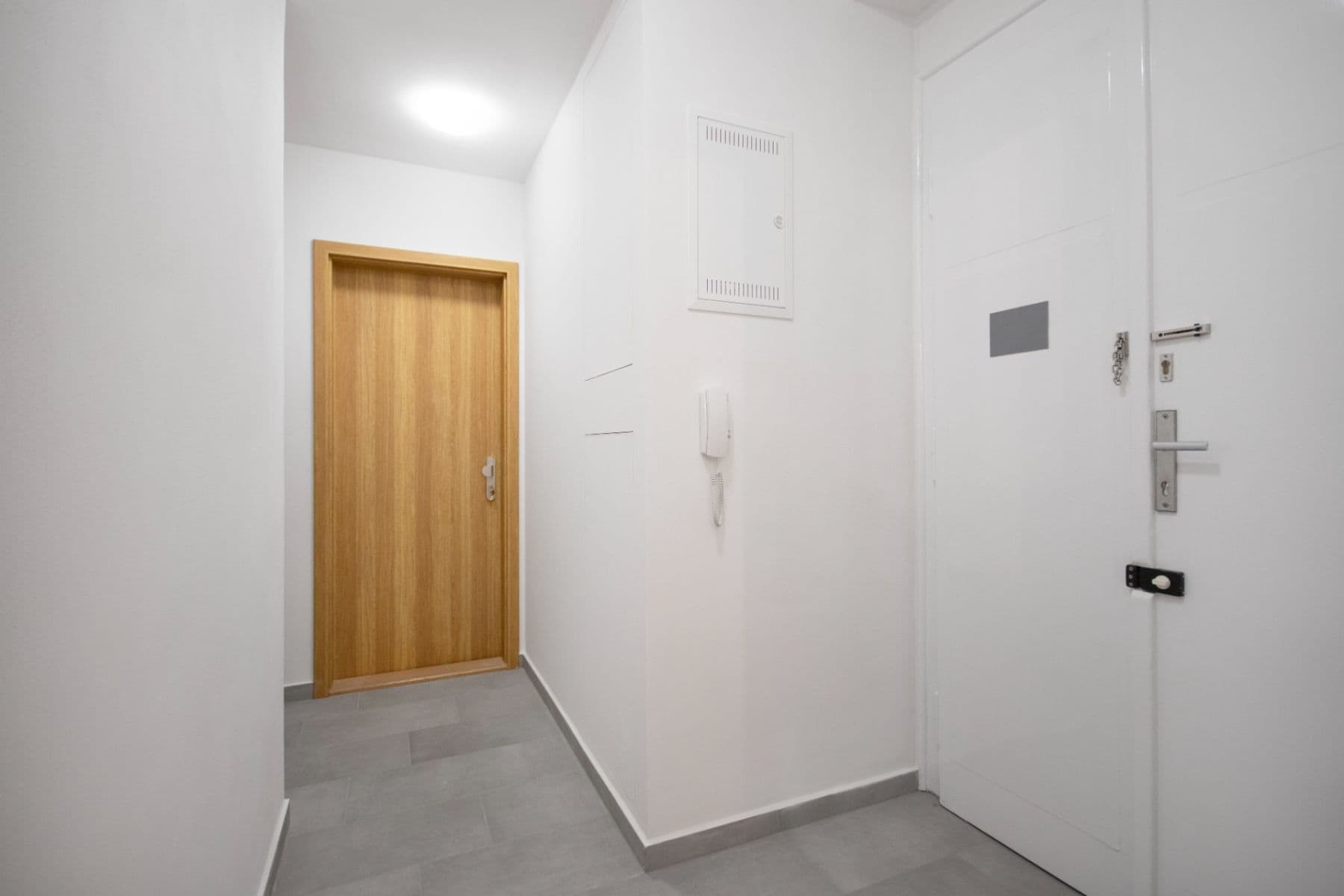 Pronájem bytu 1+kk 29 m², Bělehradská, Praha, Praha Pronájem bytu 1+kk 29 m², Bělehradská, Praha, Praha