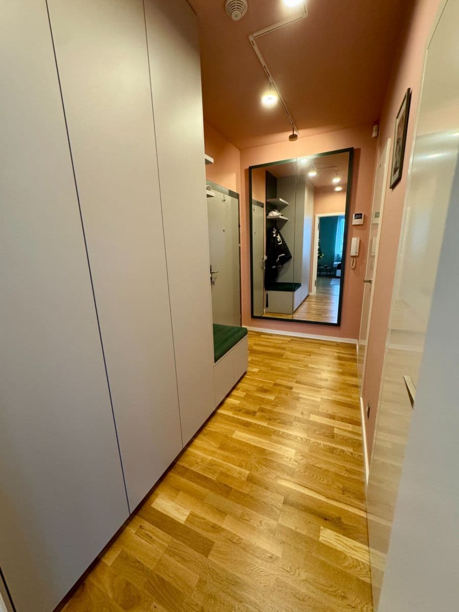 Pronájem bytu 2+kk 63 m², Na Farkáně Ⅰ, Praha, Praha Pronájem bytu 2+kk 63 m², Na Farkáně Ⅰ, Praha, Praha