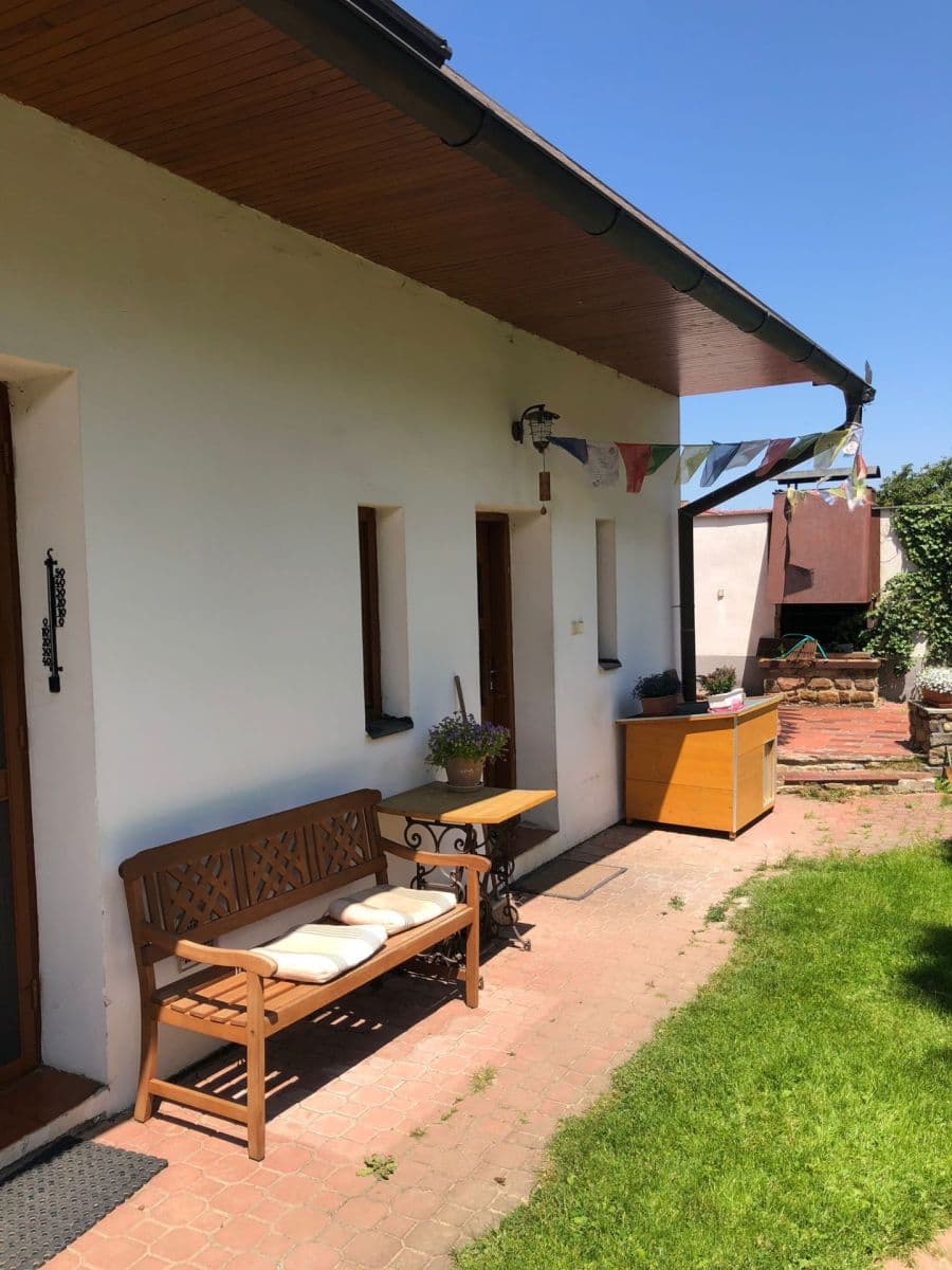 Prodej domu 160 m², pozemek 2.015 m², Bušanovice, Jihočeský kraj Prodej domu 160 m², pozemek 2.015 m², Bušanovice, Jihočeský kraj