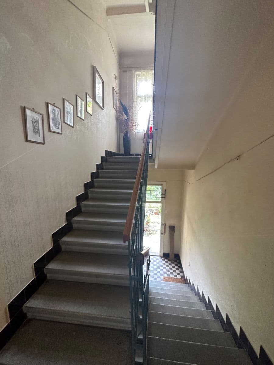 Prodej domu 200 m², pozemek 140 m², Jílkova, Brno, Jihomoravský kraj Prodej domu 200 m², pozemek 140 m², Jílkova, Brno, Jihomoravský kraj