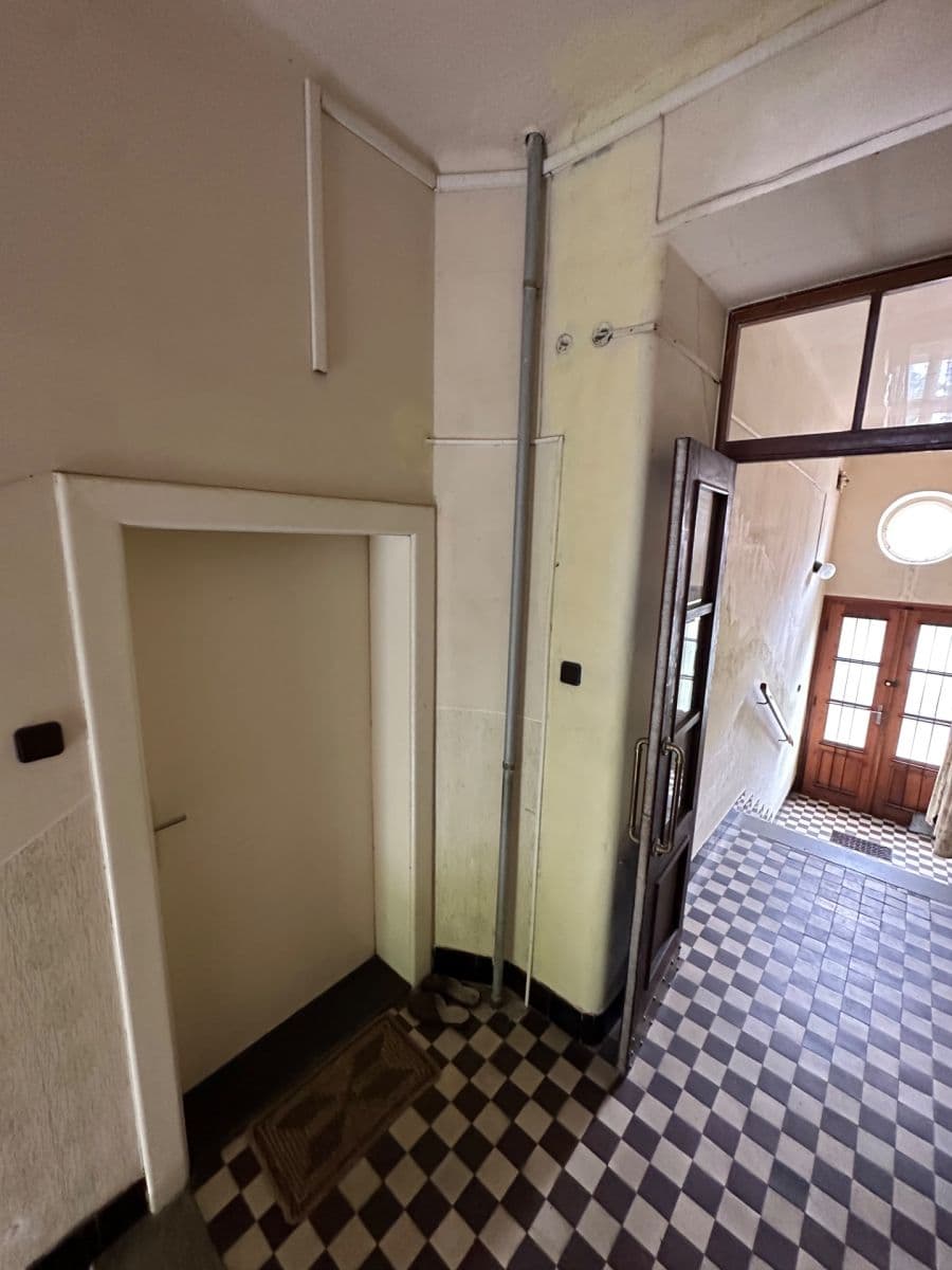 Prodej domu 200 m², pozemek 140 m², Jílkova, Brno, Jihomoravský kraj Prodej domu 200 m², pozemek 140 m², Jílkova, Brno, Jihomoravský kraj