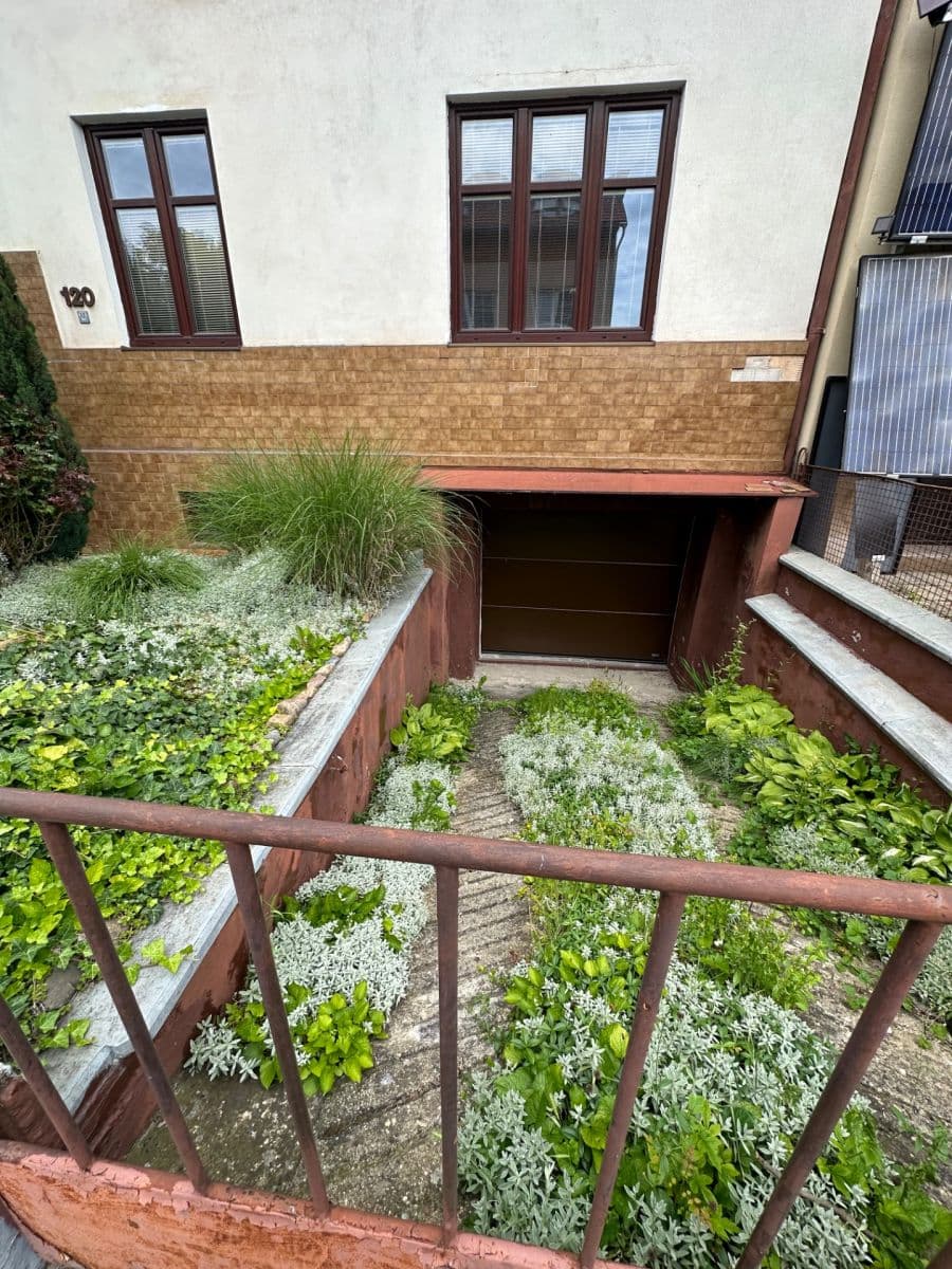 Prodej domu 200 m², pozemek 140 m², Jílkova, Brno, Jihomoravský kraj Prodej domu 200 m², pozemek 140 m², Jílkova, Brno, Jihomoravský kraj