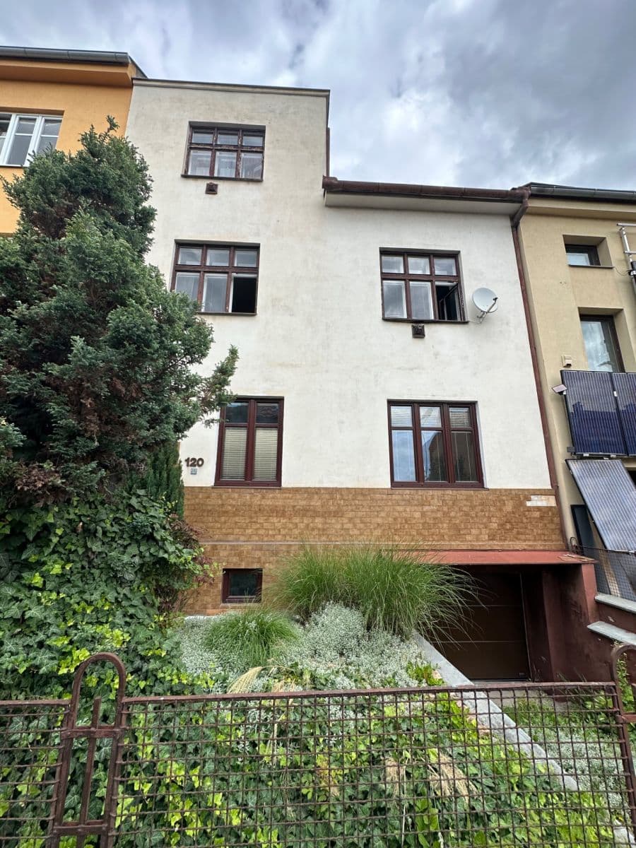 Prodej domu 200 m², pozemek 140 m², Jílkova, Brno, Jihomoravský kraj Prodej domu 200 m², pozemek 140 m², Jílkova, Brno, Jihomoravský kraj