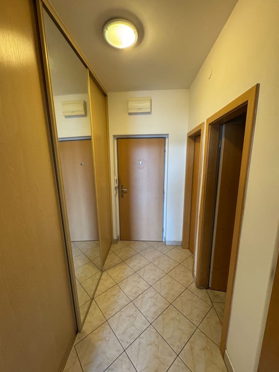 Pronájem bytu 2+kk 45 m², Bezručova, Brno, Jihomoravský kraj Pronájem bytu 2+kk 45 m², Bezručova, Brno, Jihomoravský kraj