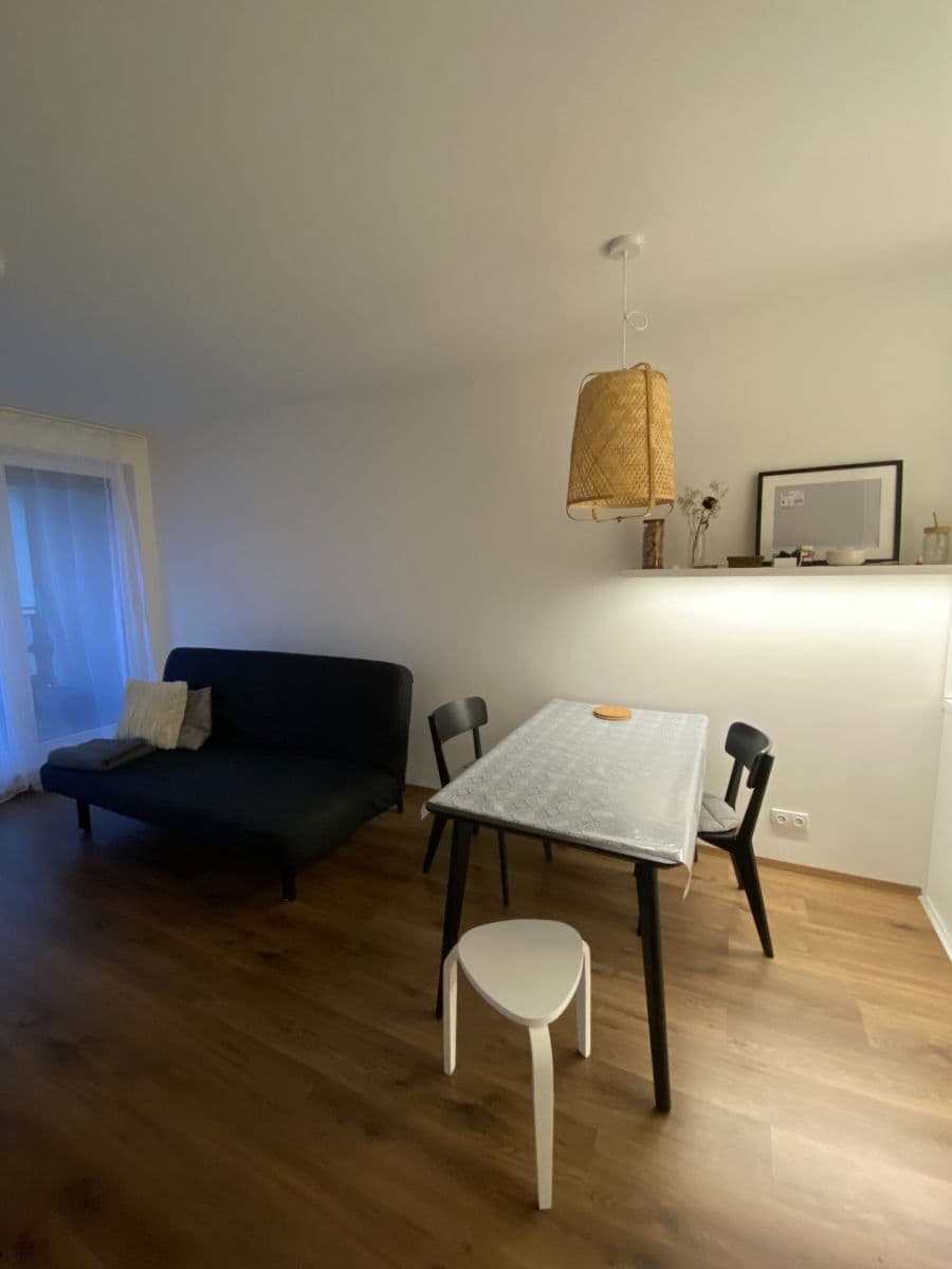 Pronájem bytu 2+kk 62 m², Nemocniční, Plzeň, Plzeňský kraj Pronájem bytu 2+kk 62 m², Nemocniční, Plzeň, Plzeňský kraj