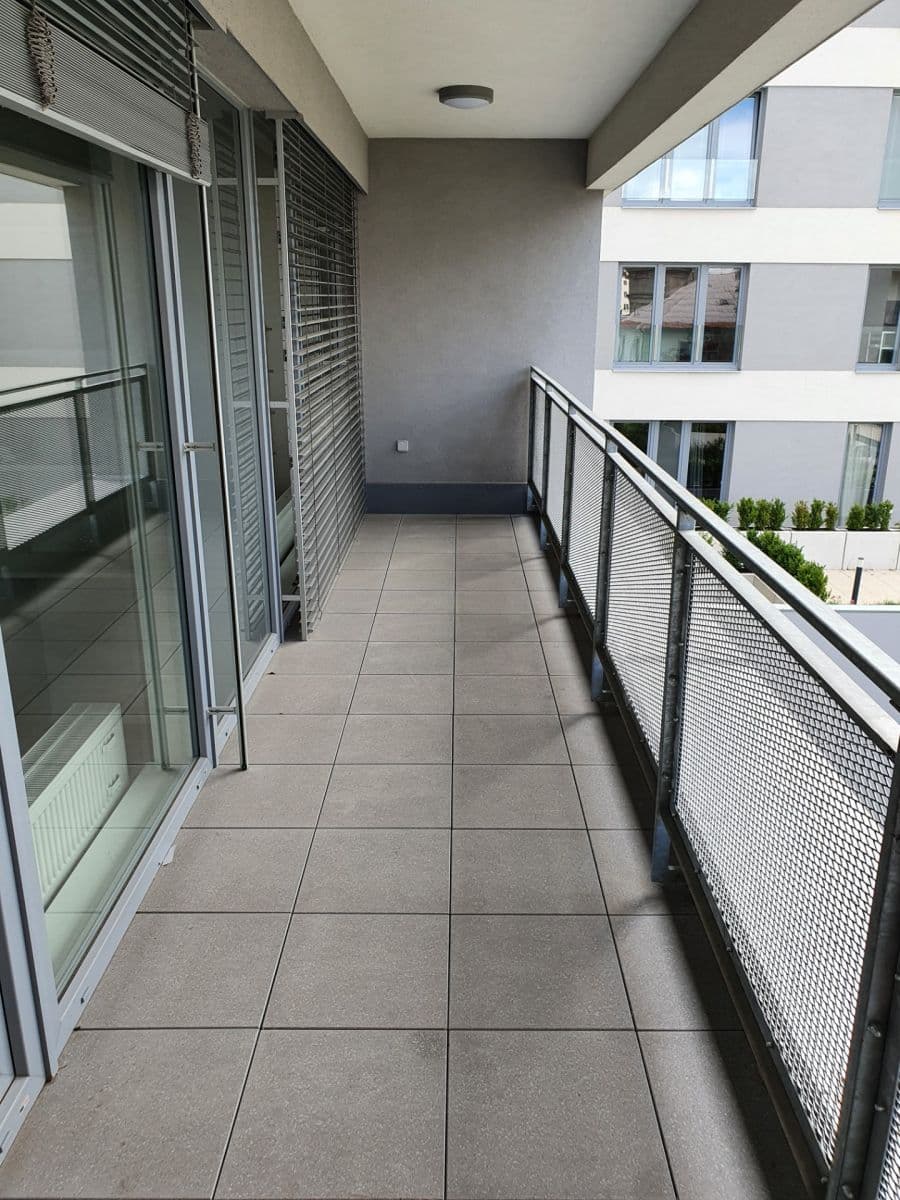 Pronájem bytu 2+kk 62 m², Nemocniční, Plzeň, Plzeňský kraj Pronájem bytu 2+kk 62 m², Nemocniční, Plzeň, Plzeňský kraj