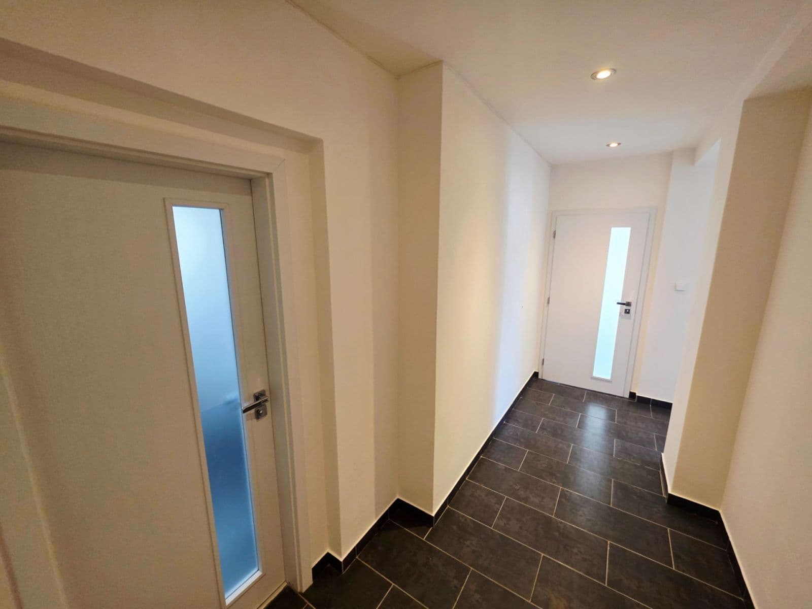 Pronájem bytu 2+kk 55 m², Mojmírovo náměstí, Brno, Jihomoravský kraj Pronájem bytu 2+kk 55 m², Mojmírovo náměstí, Brno, Jihomoravský kraj