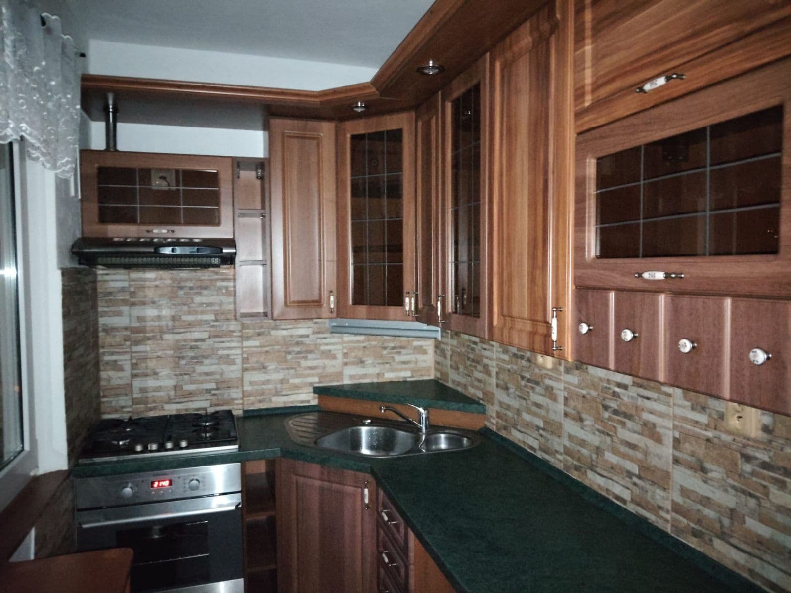 Pronájem bytu 2+1 52 m², Jaroslava Průchy, Most, Ústecký kraj Pronájem bytu 2+1 52 m², Jaroslava Průchy, Most, Ústecký kraj