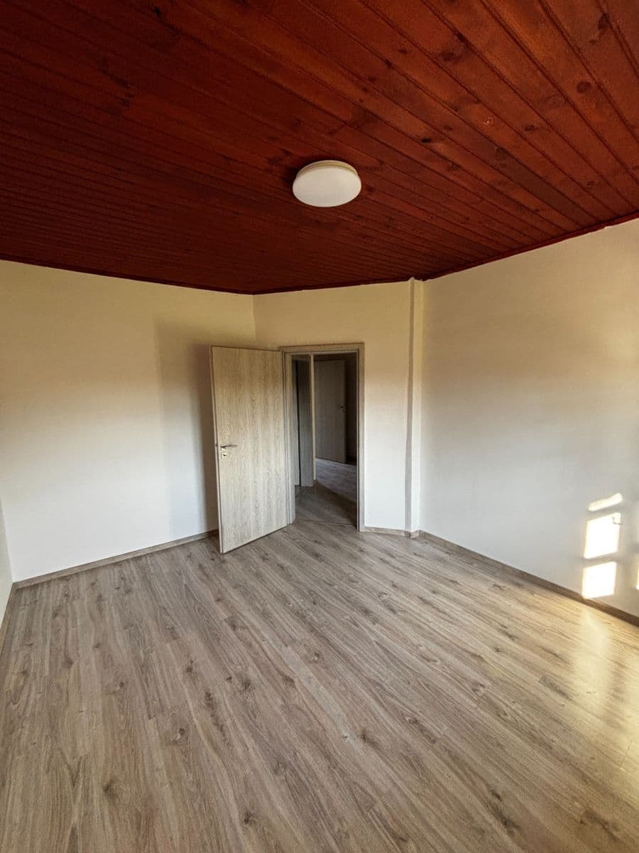 Prodej domu 80 m², pozemek 1.700 m², Bužkovská, Petřvald, Moravskoslezský kraj Prodej domu 80 m², pozemek 1.700 m², Bužkovská, Petřvald, Moravskoslezský kraj