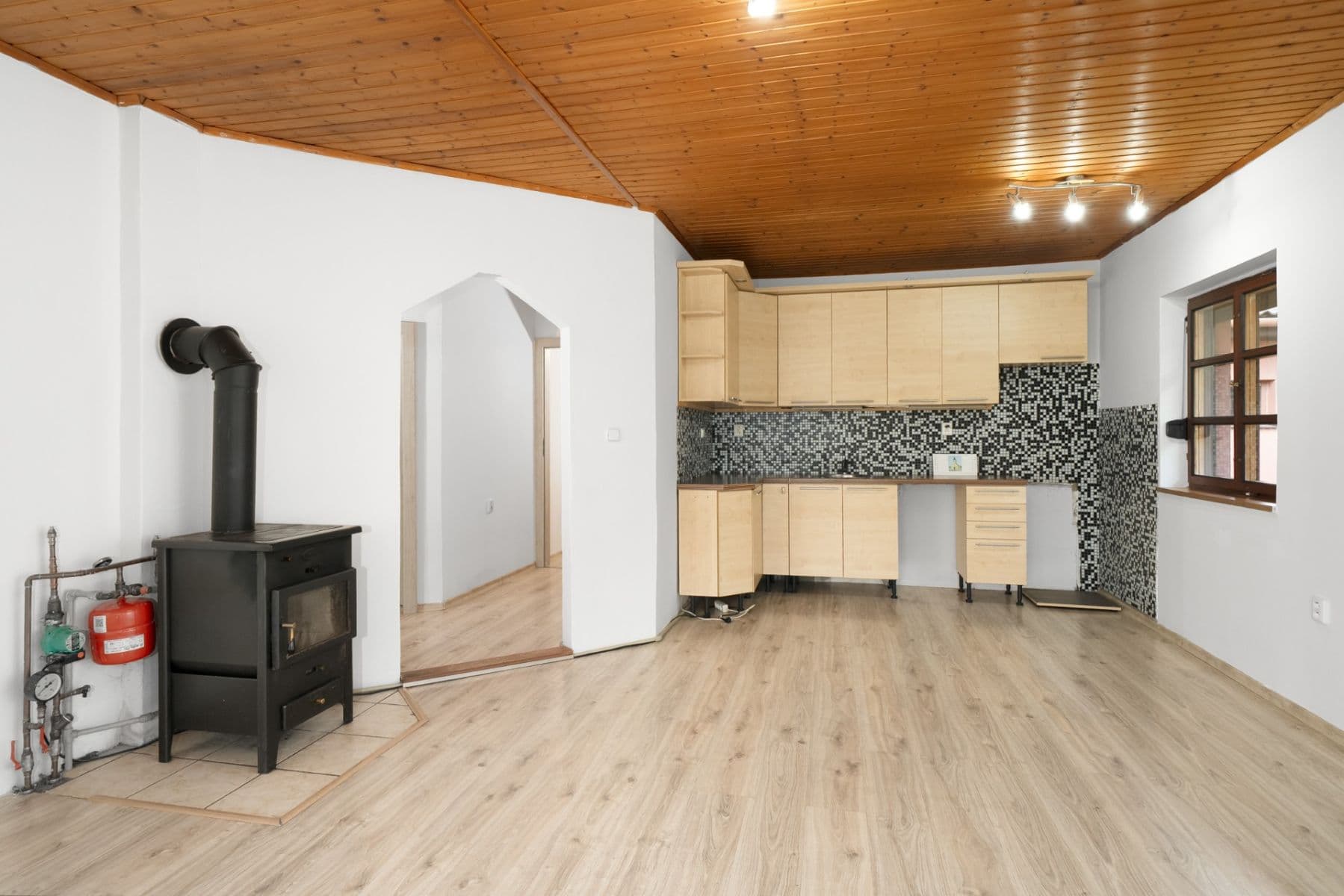 Prodej domu 80 m², pozemek 1.700 m², Bužkovská, Petřvald, Moravskoslezský kraj Prodej domu 80 m², pozemek 1.700 m², Bužkovská, Petřvald, Moravskoslezský kraj