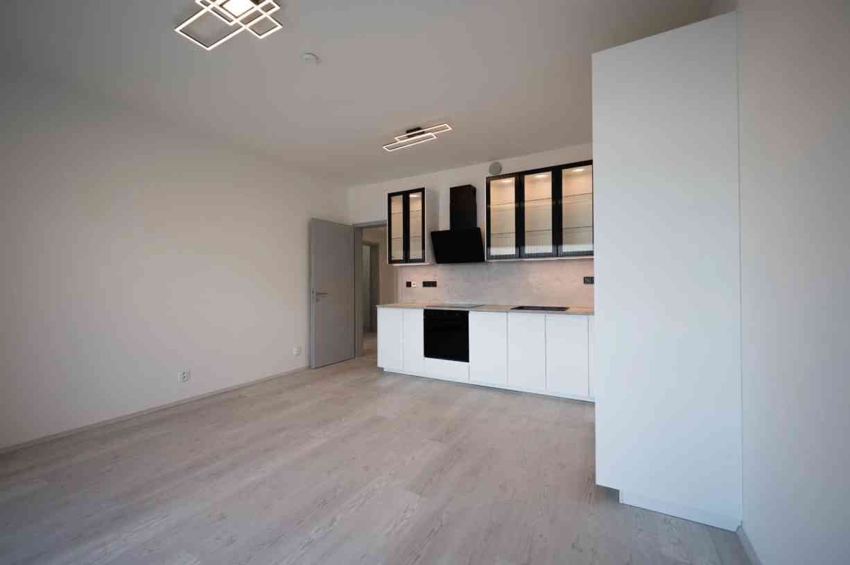 Pronájem bytu 2+kk 80 m², Nové sady, Brno, Jihomoravský kraj Pronájem bytu 2+kk 80 m², Nové sady, Brno, Jihomoravský kraj