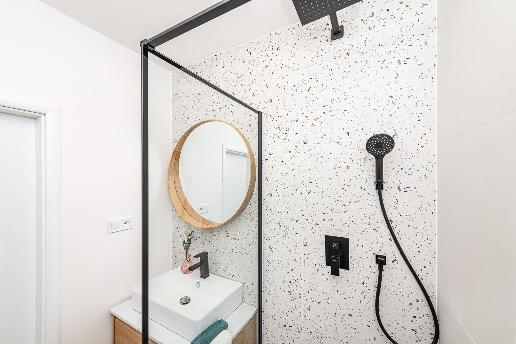 Prodej bytu 4+kk 72 m², Lešenská, Praha, Praha Prodej bytu 4+kk 72 m², Lešenská, Praha, Praha