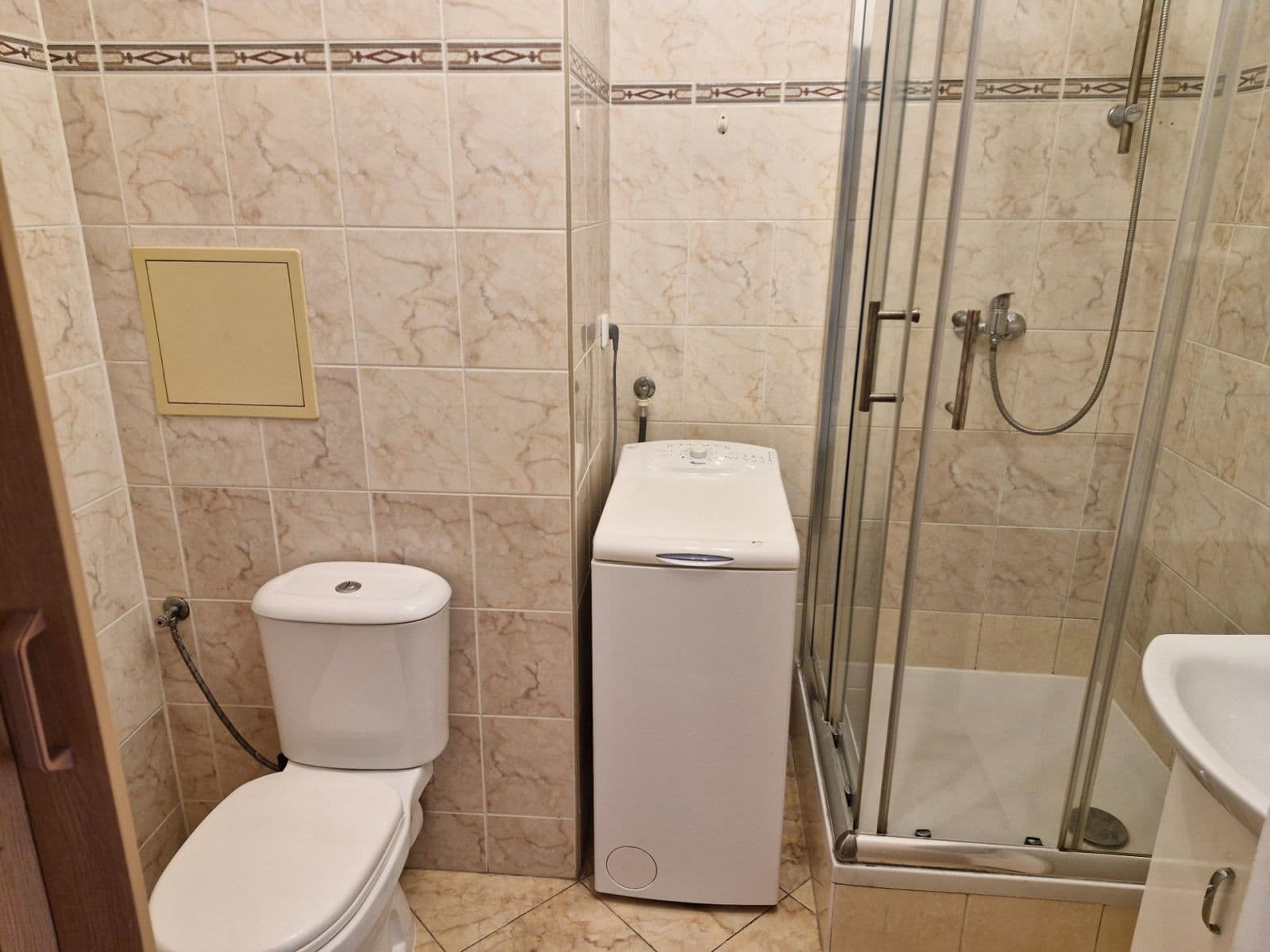 Pronájem bytu 1+1 38 m², Gdaňská, Praha, Praha Pronájem bytu 1+1 38 m², Gdaňská, Praha, Praha