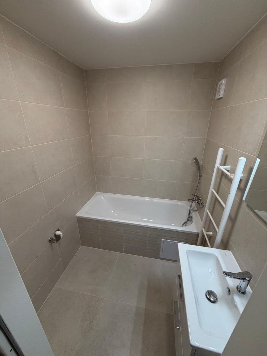 Pronájem bytu 3+kk 62 m², V Průčelí, Praha, Praha Pronájem bytu 3+kk 62 m², V Průčelí, Praha, Praha