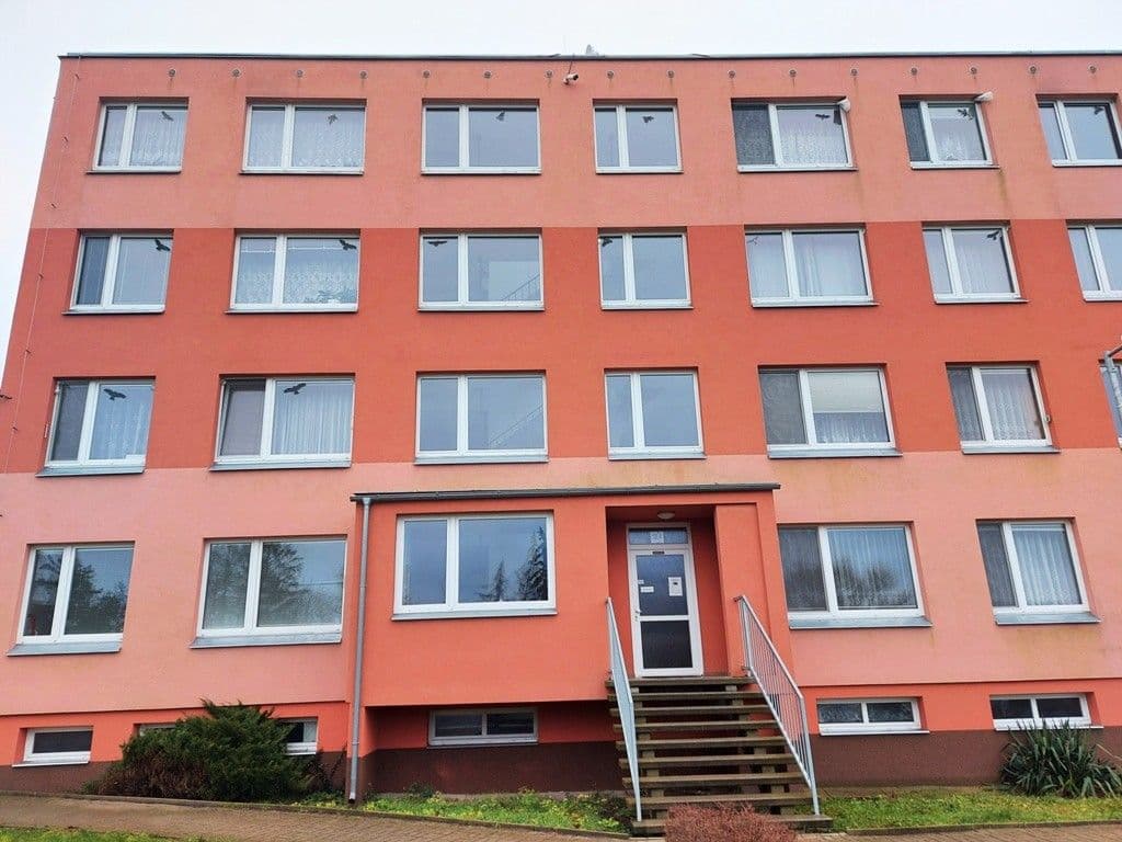 Pronájem bytu 2+kk 42 m², Sídliště pionýrů, Úštěk, Ústecký kraj Pronájem bytu 2+kk 42 m², Sídliště pionýrů, Úštěk, Ústecký kraj