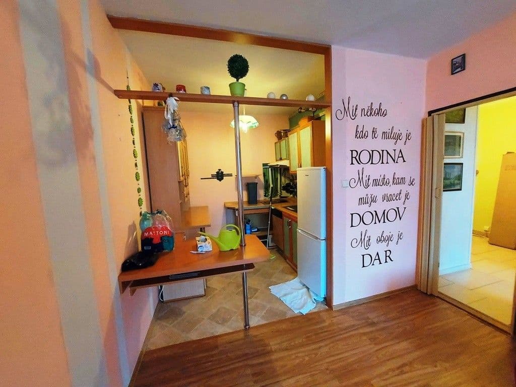 Pronájem bytu 2+kk 42 m², Sídliště pionýrů, Úštěk, Ústecký kraj Pronájem bytu 2+kk 42 m², Sídliště pionýrů, Úštěk, Ústecký kraj