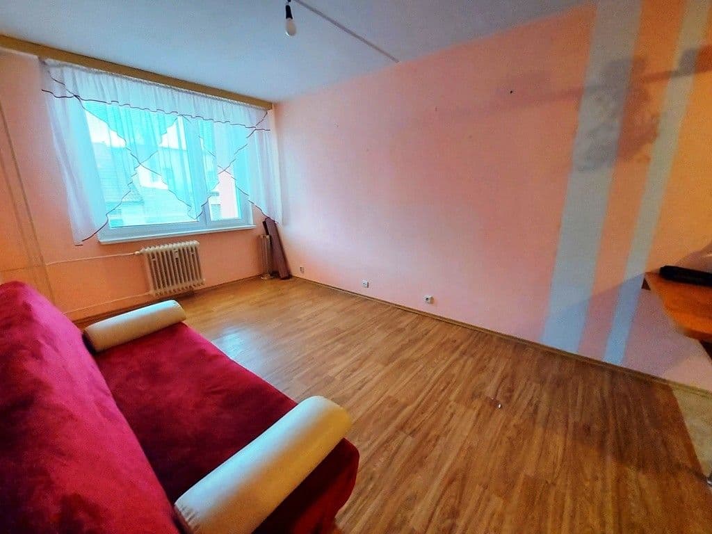 Pronájem bytu 2+kk 42 m², Sídliště pionýrů, Úštěk, Ústecký kraj Pronájem bytu 2+kk 42 m², Sídliště pionýrů, Úštěk, Ústecký kraj