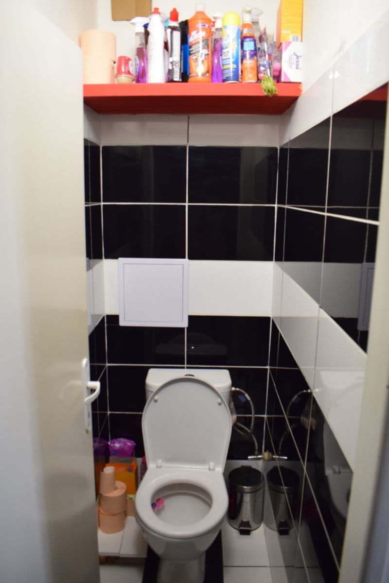 Prodej bytu 3+1 72 m², Příbramská, Neumětely, Středočeský kraj Prodej bytu 3+1 72 m², Příbramská, Neumětely, Středočeský kraj