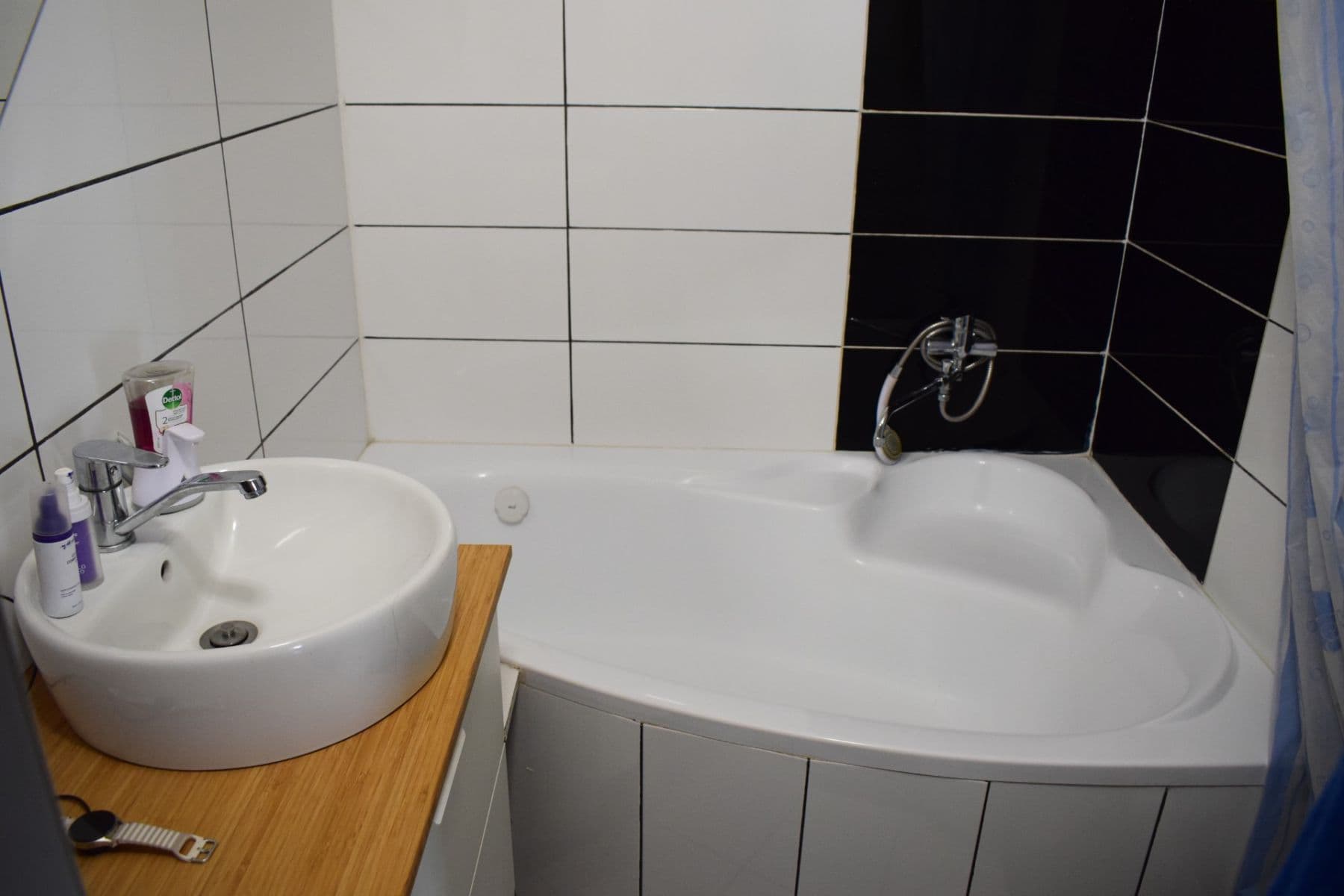 Prodej bytu 3+1 72 m², Příbramská, Neumětely, Středočeský kraj Prodej bytu 3+1 72 m², Příbramská, Neumětely, Středočeský kraj