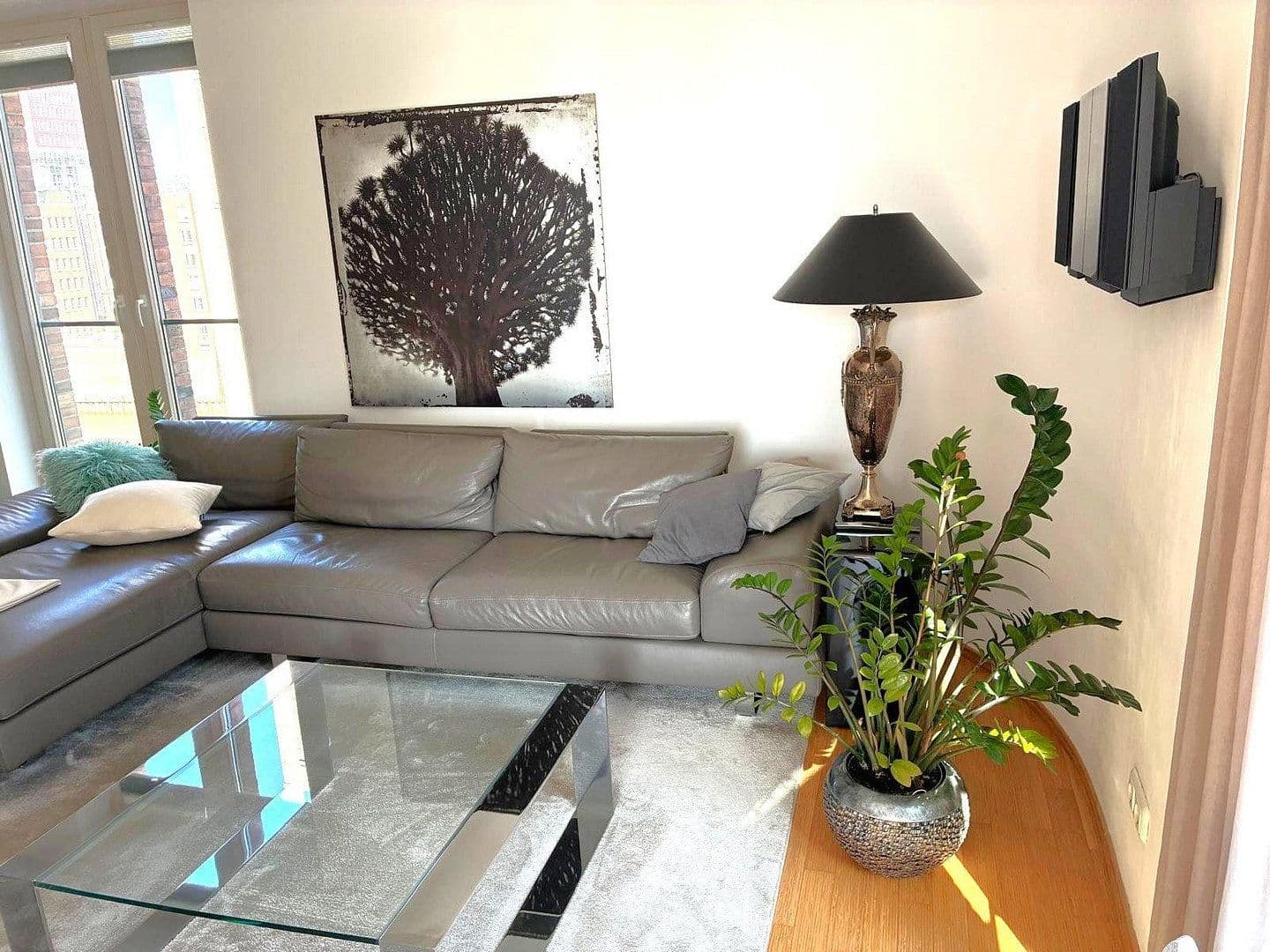 Pronájem bytu 2+1 62 m², Am Kaiserkai 51, Hamburg, Hamburg Pronájem bytu 2+1 62 m², Am Kaiserkai 51, Hamburg, Hamburg