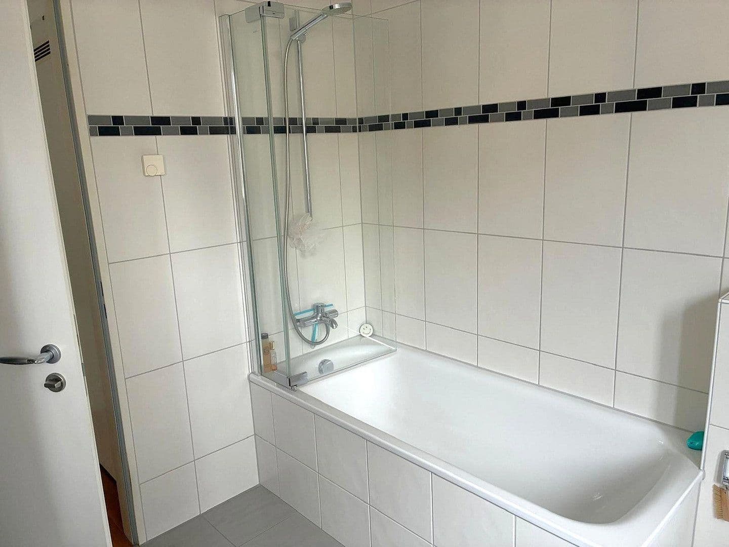 Pronájem bytu 2+1 62 m², Am Kaiserkai 51, Hamburg, Hamburg Pronájem bytu 2+1 62 m², Am Kaiserkai 51, Hamburg, Hamburg