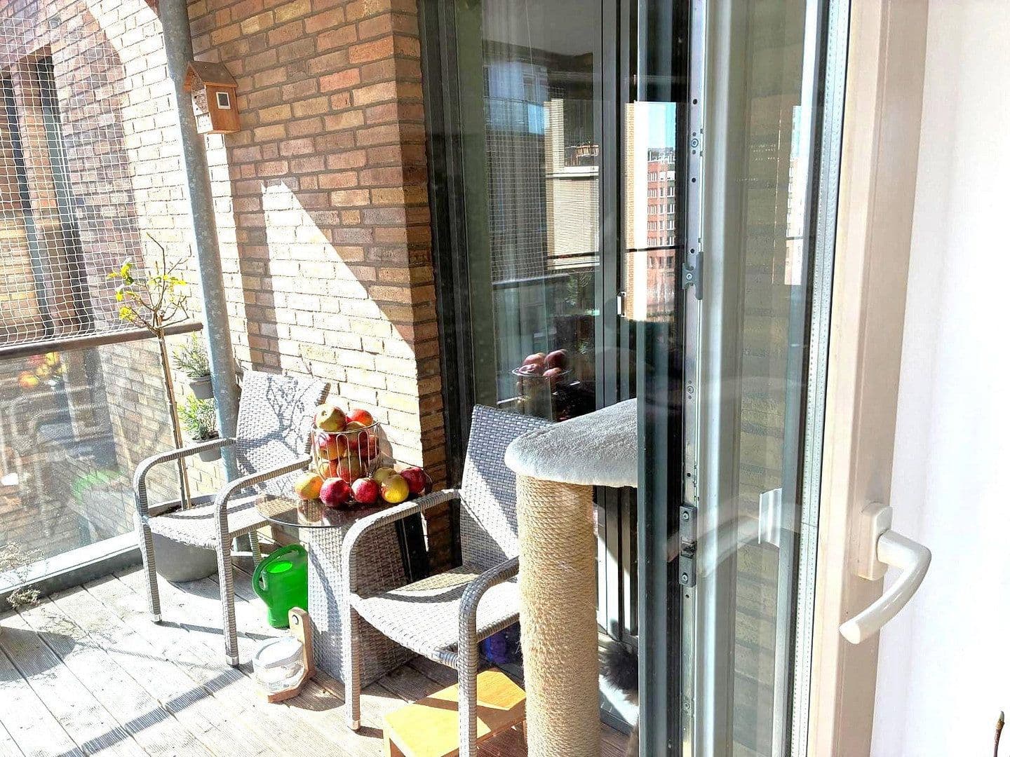 Pronájem bytu 2+1 62 m², Am Kaiserkai 51, Hamburg, Hamburg Pronájem bytu 2+1 62 m², Am Kaiserkai 51, Hamburg, Hamburg