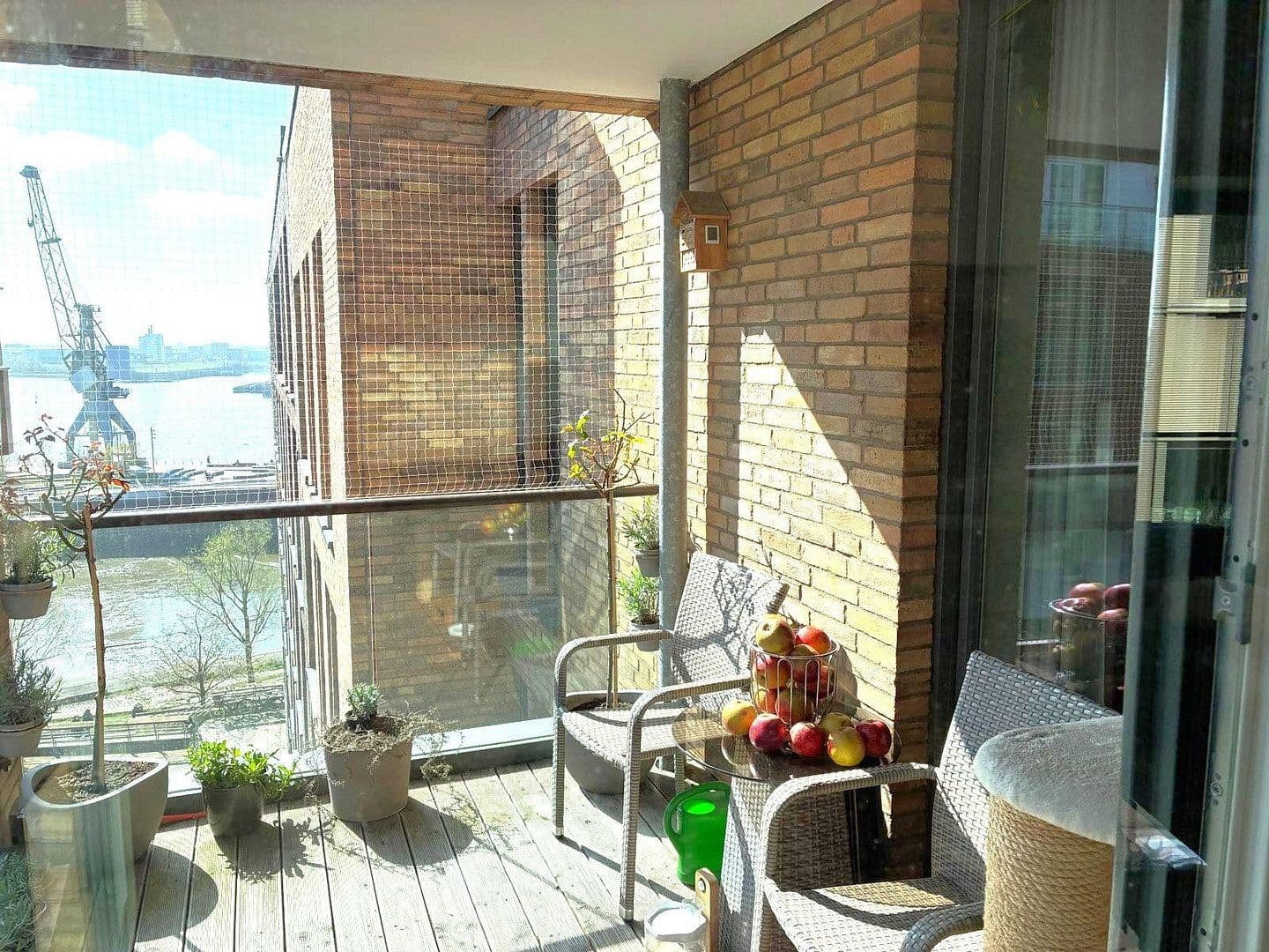 Pronájem bytu 2+1 62 m², Am Kaiserkai 51, Hamburg, Hamburg Pronájem bytu 2+1 62 m², Am Kaiserkai 51, Hamburg, Hamburg