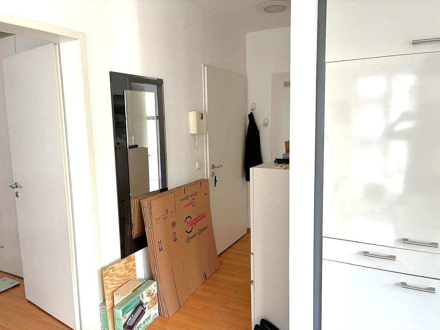 Pronájem bytu 2+1 62 m², Am Kaiserkai 51, Hamburg, Hamburg Pronájem bytu 2+1 62 m², Am Kaiserkai 51, Hamburg, Hamburg