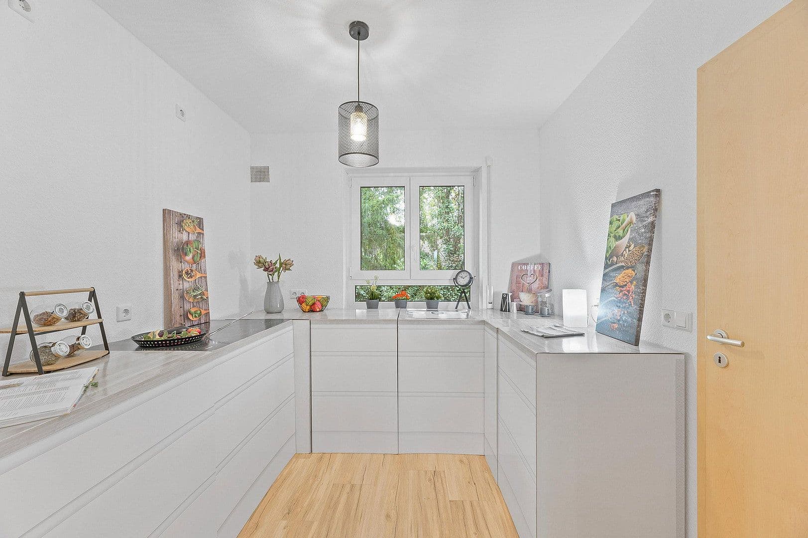 Prodej domu 111 m², pozemek 120 m², Nürtingen, Bádensko-Württembersko Prodej domu 111 m², pozemek 120 m², Nürtingen, Bádensko-Württembersko