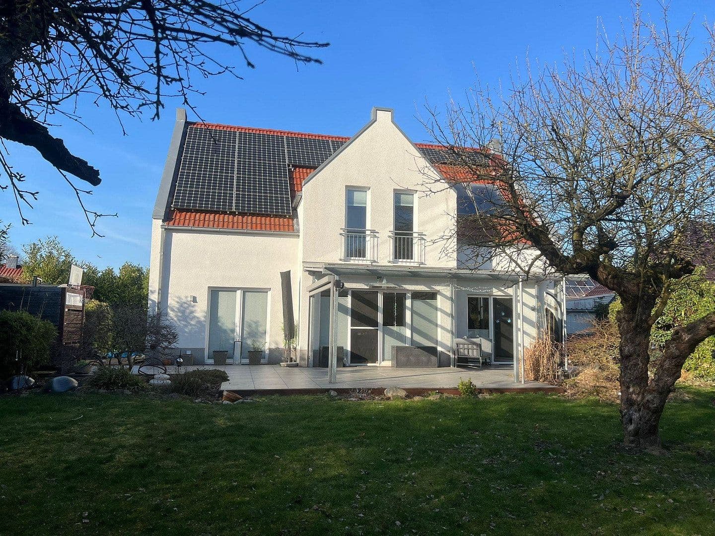 Prodej domu 186 m², pozemek 866 m², Nienburg/Weser, Dolní Sasko Prodej domu 186 m², pozemek 866 m², Nienburg/Weser, Dolní Sasko