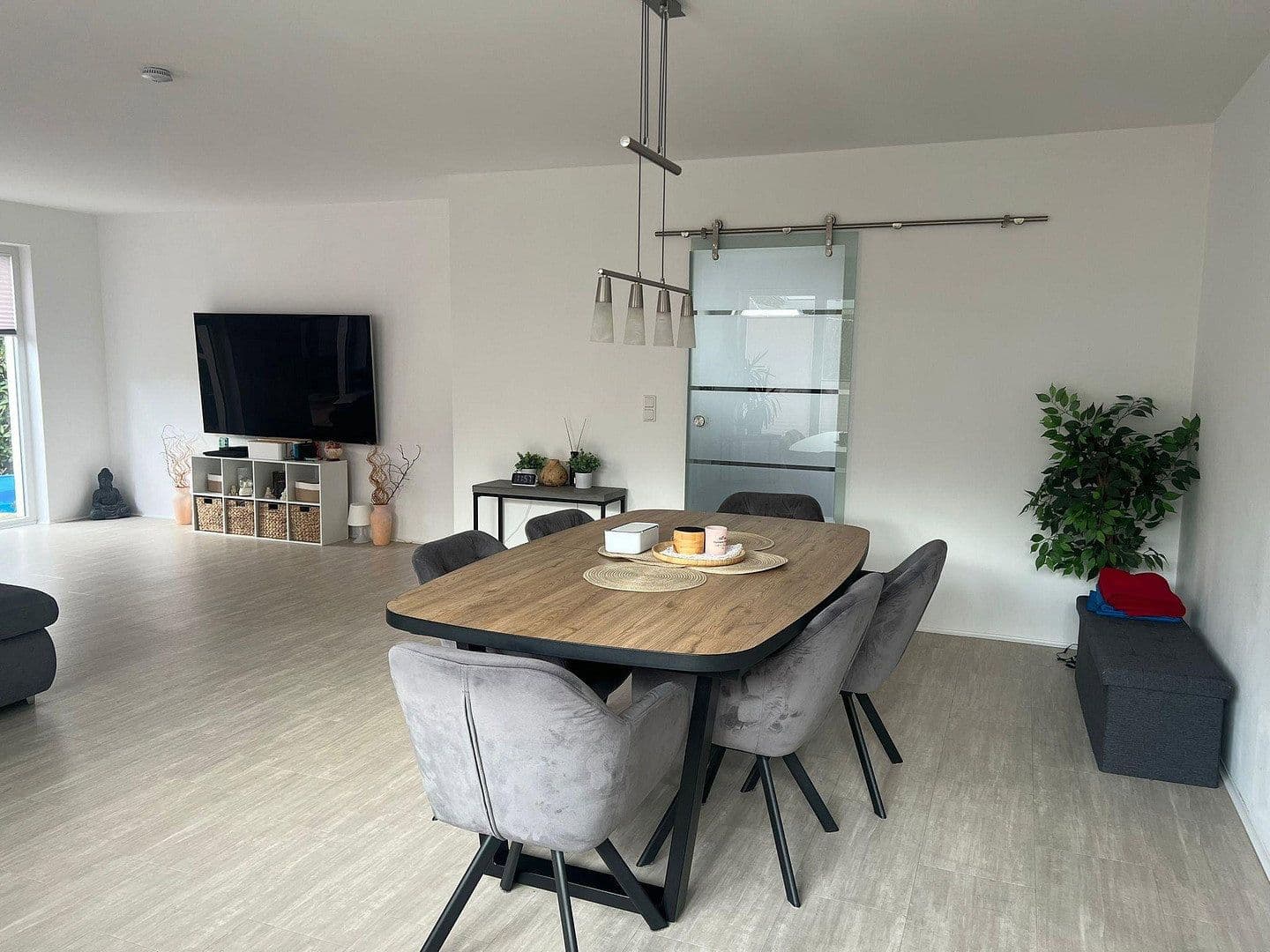 Prodej domu 186 m², pozemek 866 m², Nienburg/Weser, Dolní Sasko Prodej domu 186 m², pozemek 866 m², Nienburg/Weser, Dolní Sasko