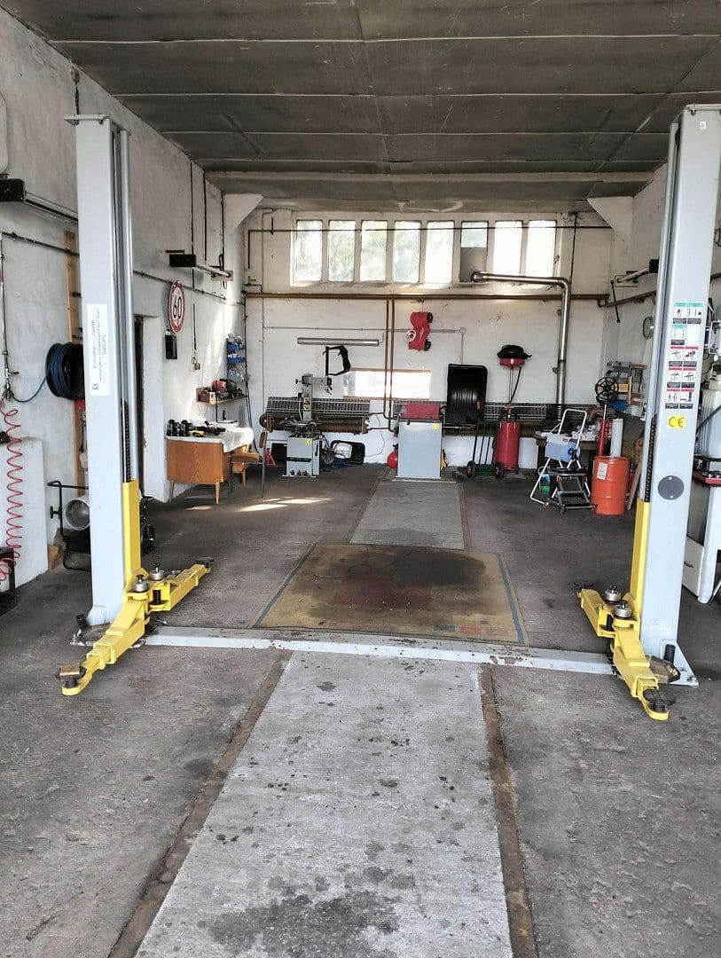 Prodej domu 170 m², pozemek 7.870 m², Alter Bahndamm 29, Colbitz, Sasko-Anhaltsko Prodej domu 170 m², pozemek 7.870 m², Alter Bahndamm 29, Colbitz, Sasko-Anhaltsko