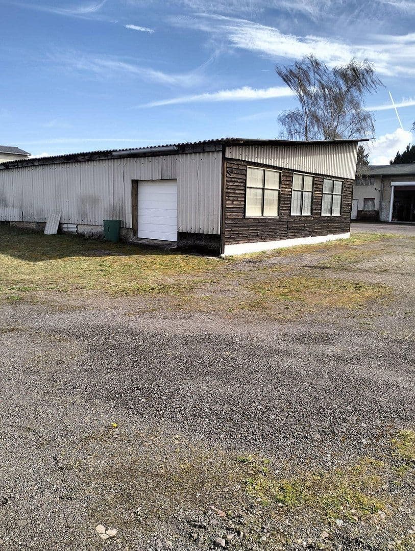 Prodej domu 170 m², pozemek 7.870 m², Alter Bahndamm 29, Colbitz, Sasko-Anhaltsko Prodej domu 170 m², pozemek 7.870 m², Alter Bahndamm 29, Colbitz, Sasko-Anhaltsko