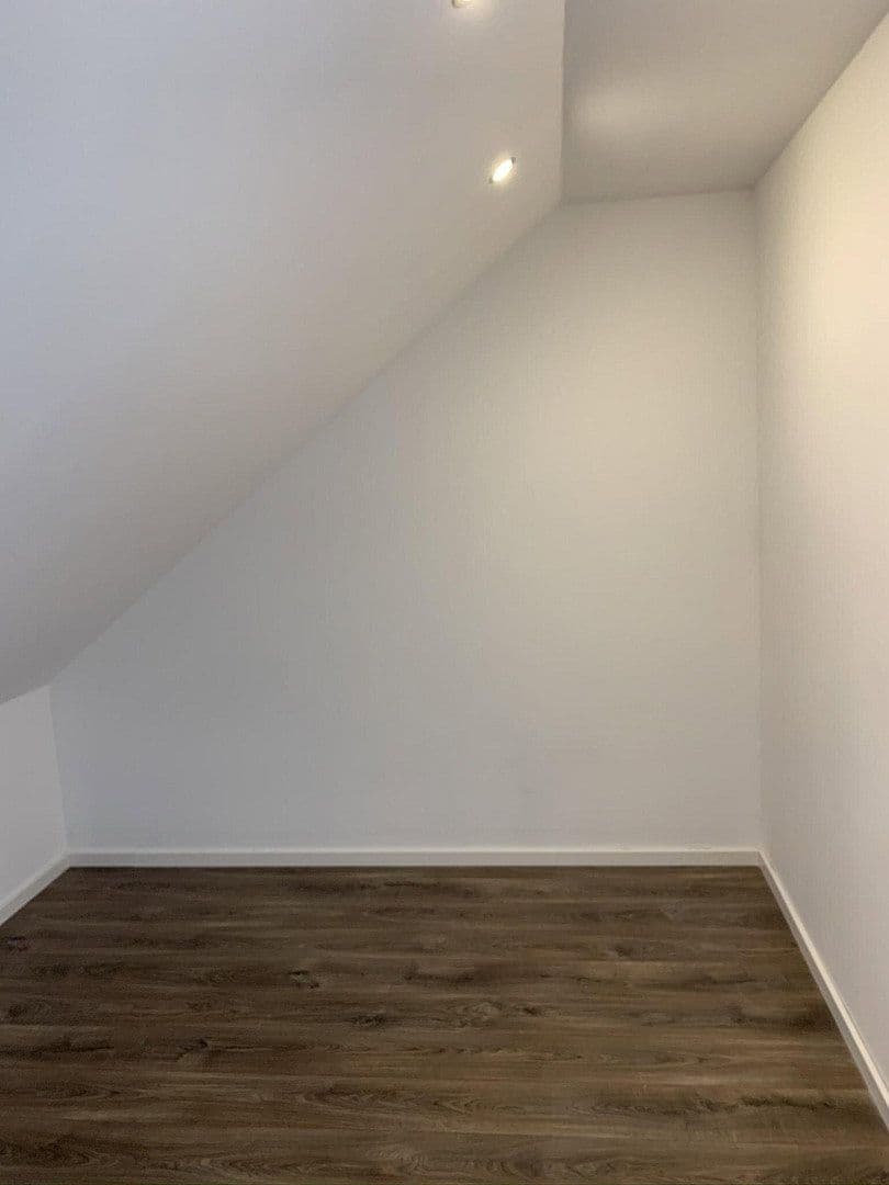 Prodej domu 137 m², pozemek 380 m², Zeltberg 41b, Lüneburg, Dolní Sasko Prodej domu 137 m², pozemek 380 m², Zeltberg 41b, Lüneburg, Dolní Sasko