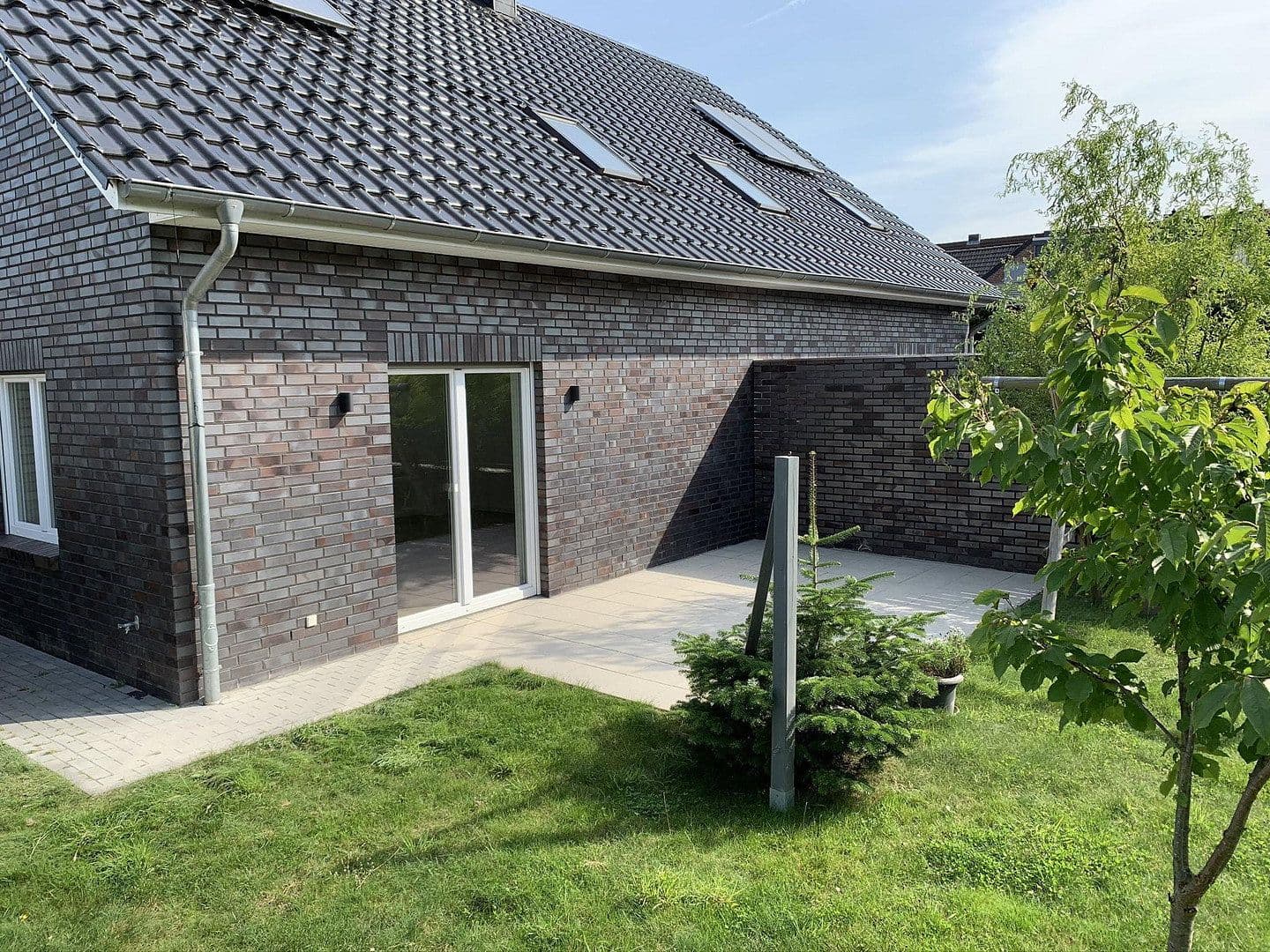 Prodej domu 137 m², pozemek 380 m², Zeltberg 41b, Lüneburg, Dolní Sasko Prodej domu 137 m², pozemek 380 m², Zeltberg 41b, Lüneburg, Dolní Sasko