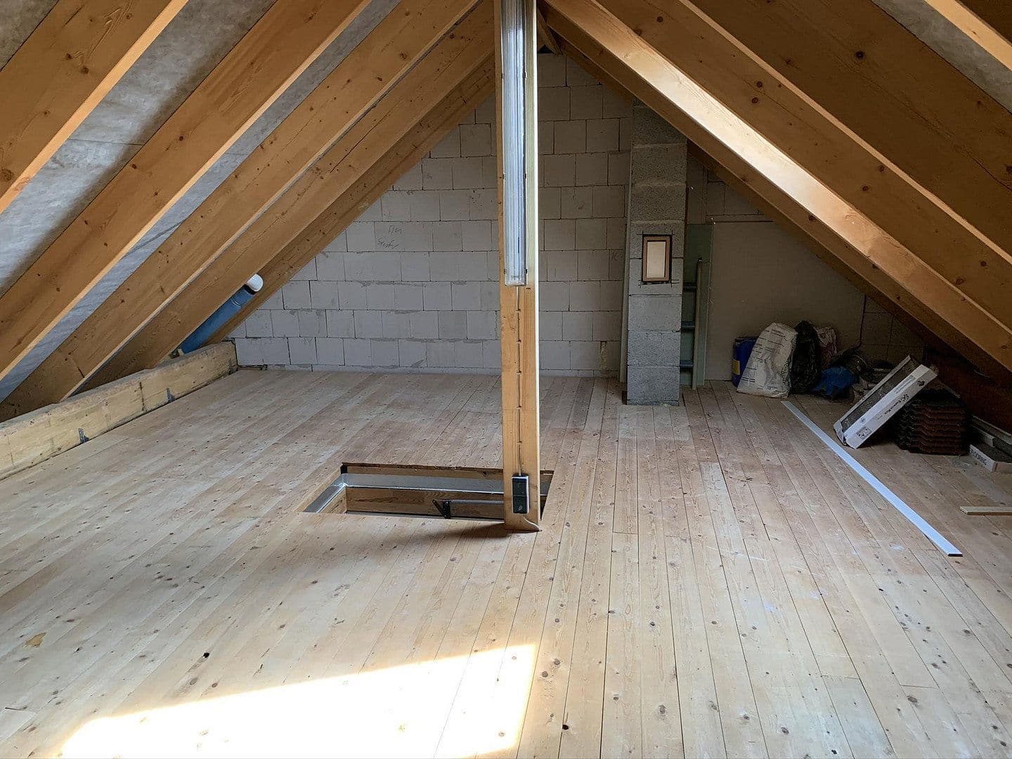 Prodej domu 137 m², pozemek 380 m², Zeltberg 41b, Lüneburg, Dolní Sasko Prodej domu 137 m², pozemek 380 m², Zeltberg 41b, Lüneburg, Dolní Sasko