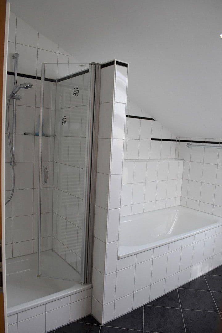 Prodej domu 207 m², pozemek 364 m², Deizisau, Bádensko-Württembersko Prodej domu 207 m², pozemek 364 m², Deizisau, Bádensko-Württembersko