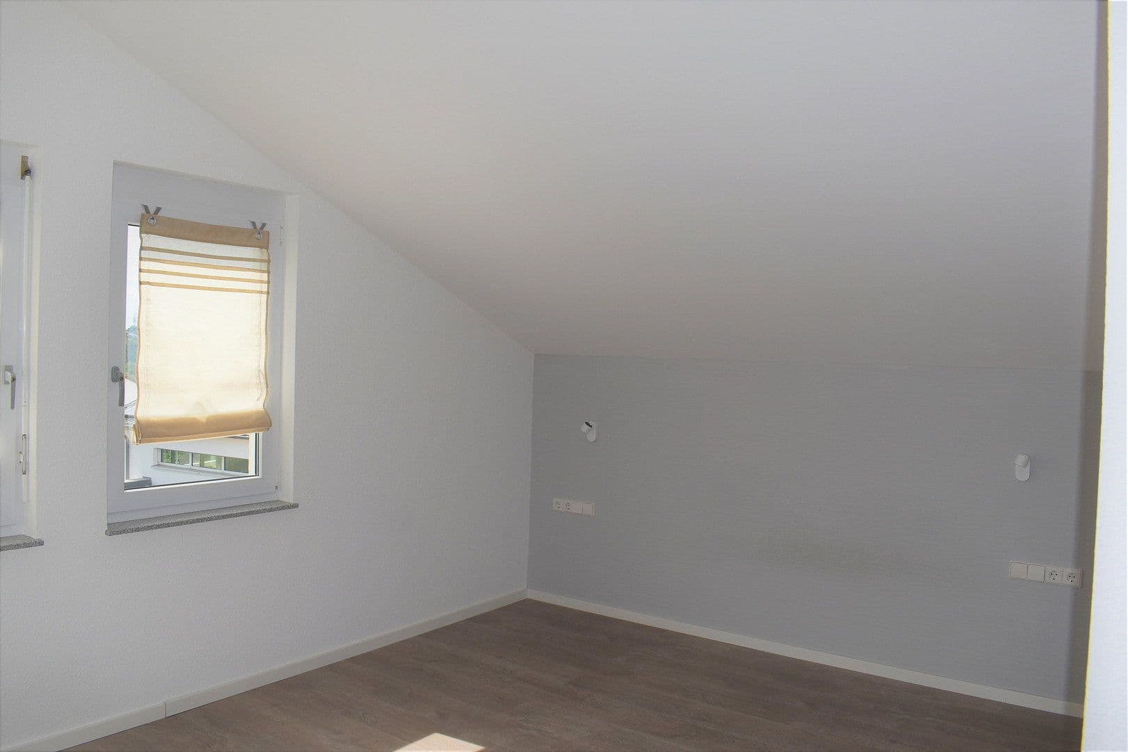 Prodej domu 207 m², pozemek 364 m², Deizisau, Bádensko-Württembersko Prodej domu 207 m², pozemek 364 m², Deizisau, Bádensko-Württembersko