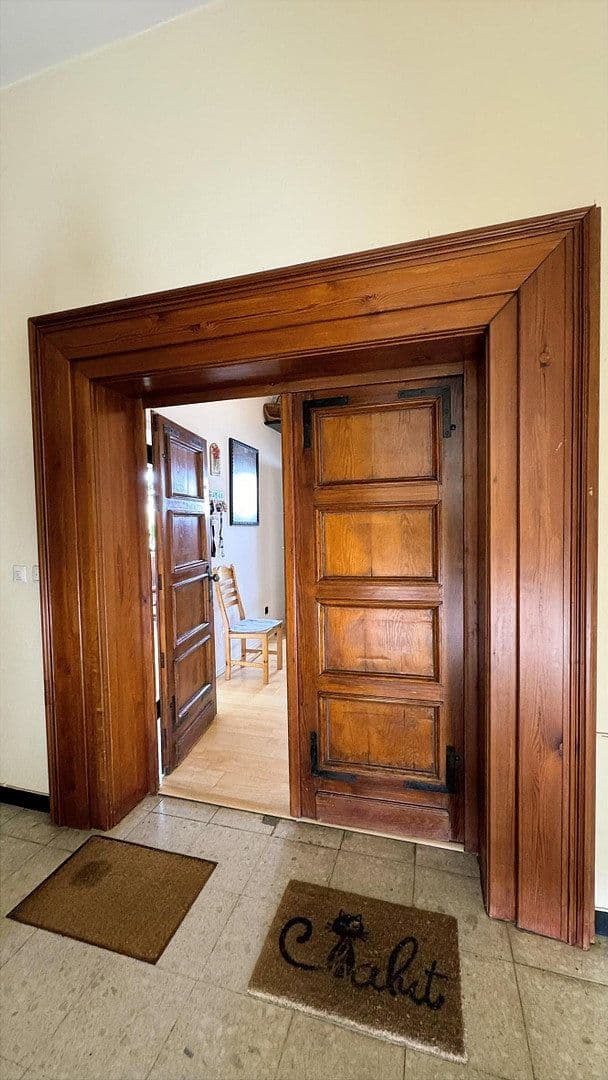 Pronájem bytu 5+1 234 m², Bierstädter Höhe 68, Wiesbaden, Hessen Pronájem bytu 5+1 234 m², Bierstädter Höhe 68, Wiesbaden, Hessen